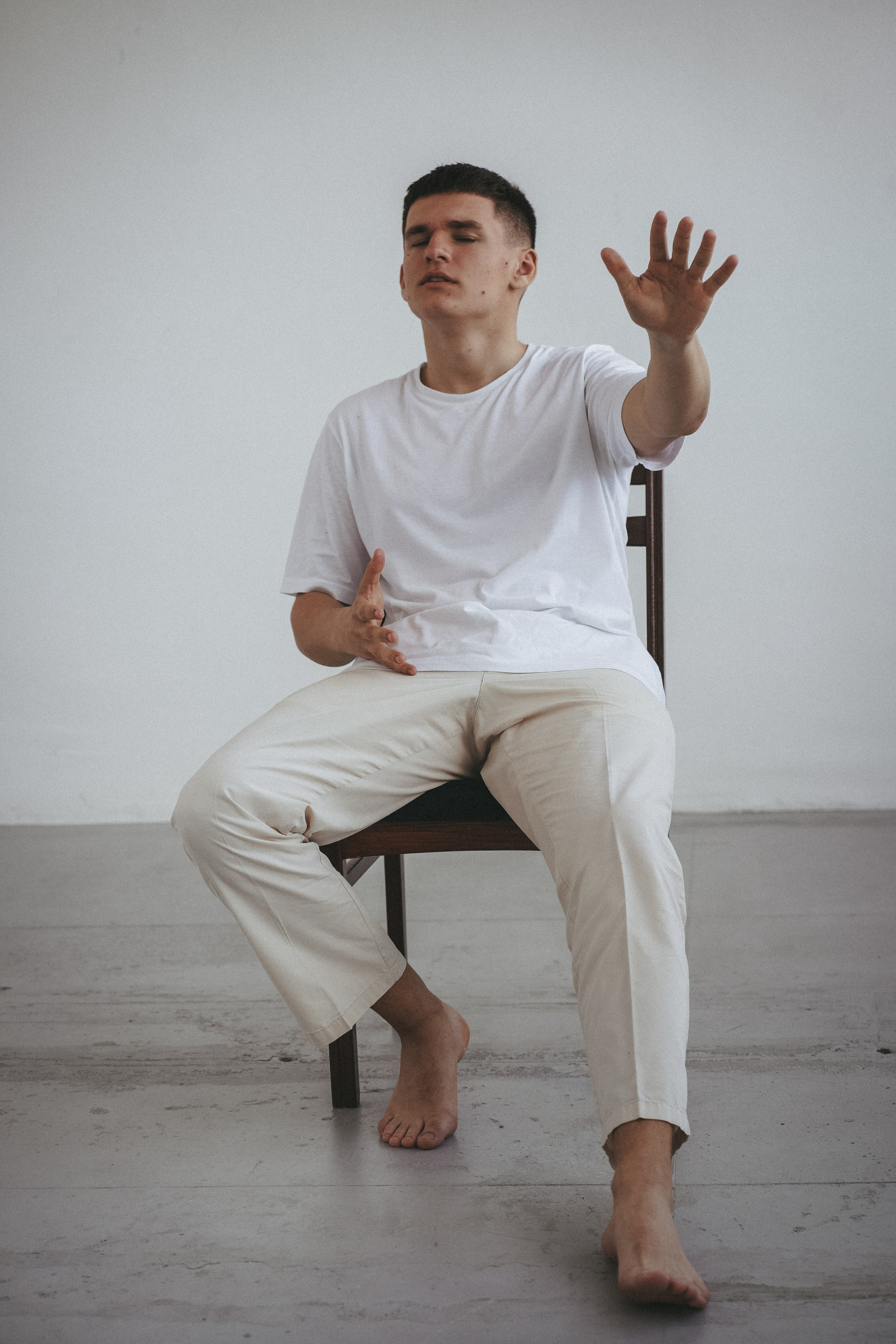 Vadim. Я Твой фотограф — Ната! Буду рада видеть тебя в своем объективе!