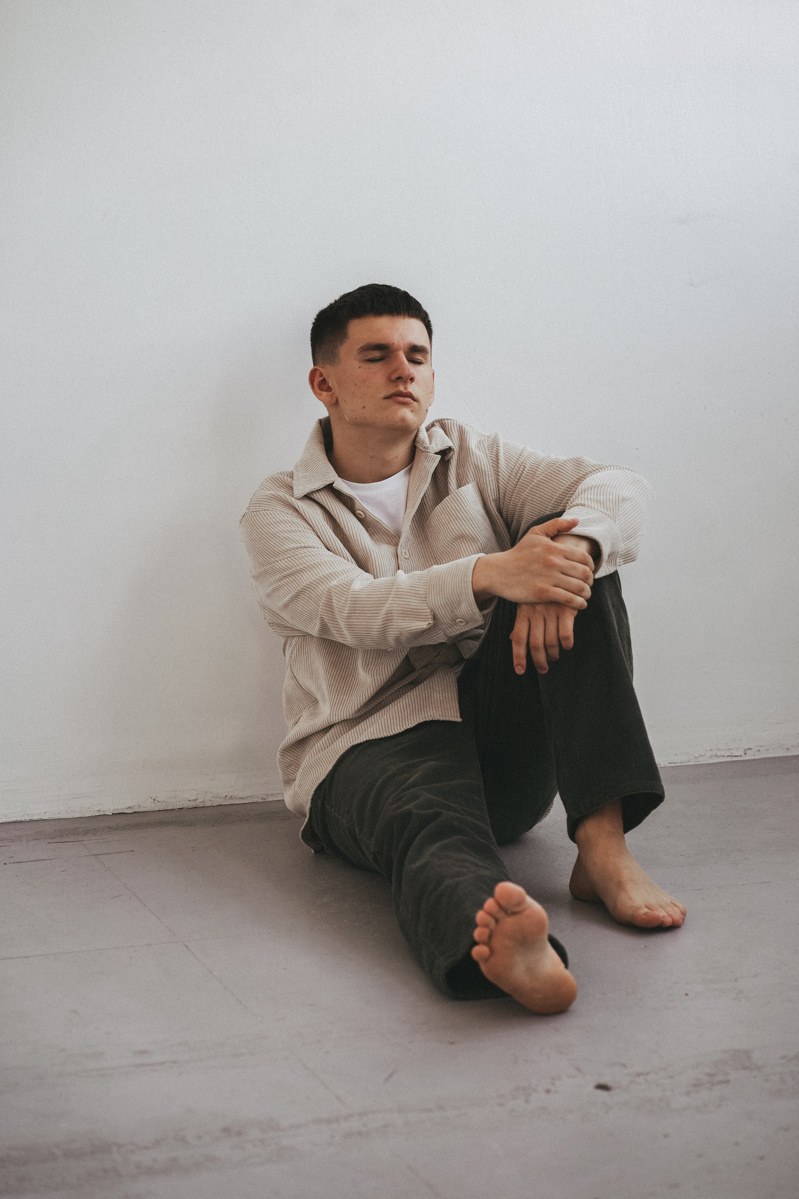 Vadim. Я Твой фотограф — Ната! Буду рада видеть тебя в своем объективе!