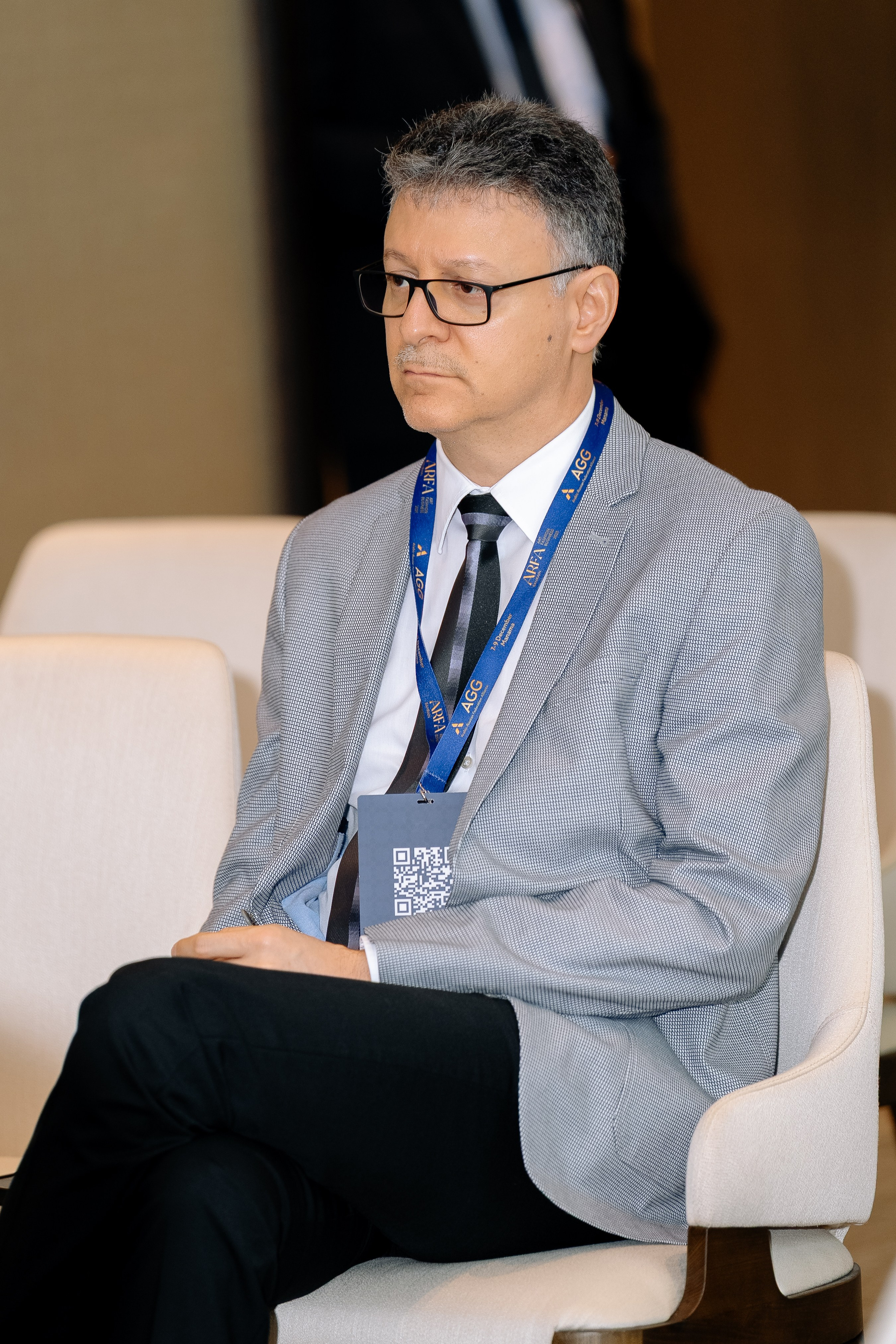 Форумы. Фотограф Альберт Адамян