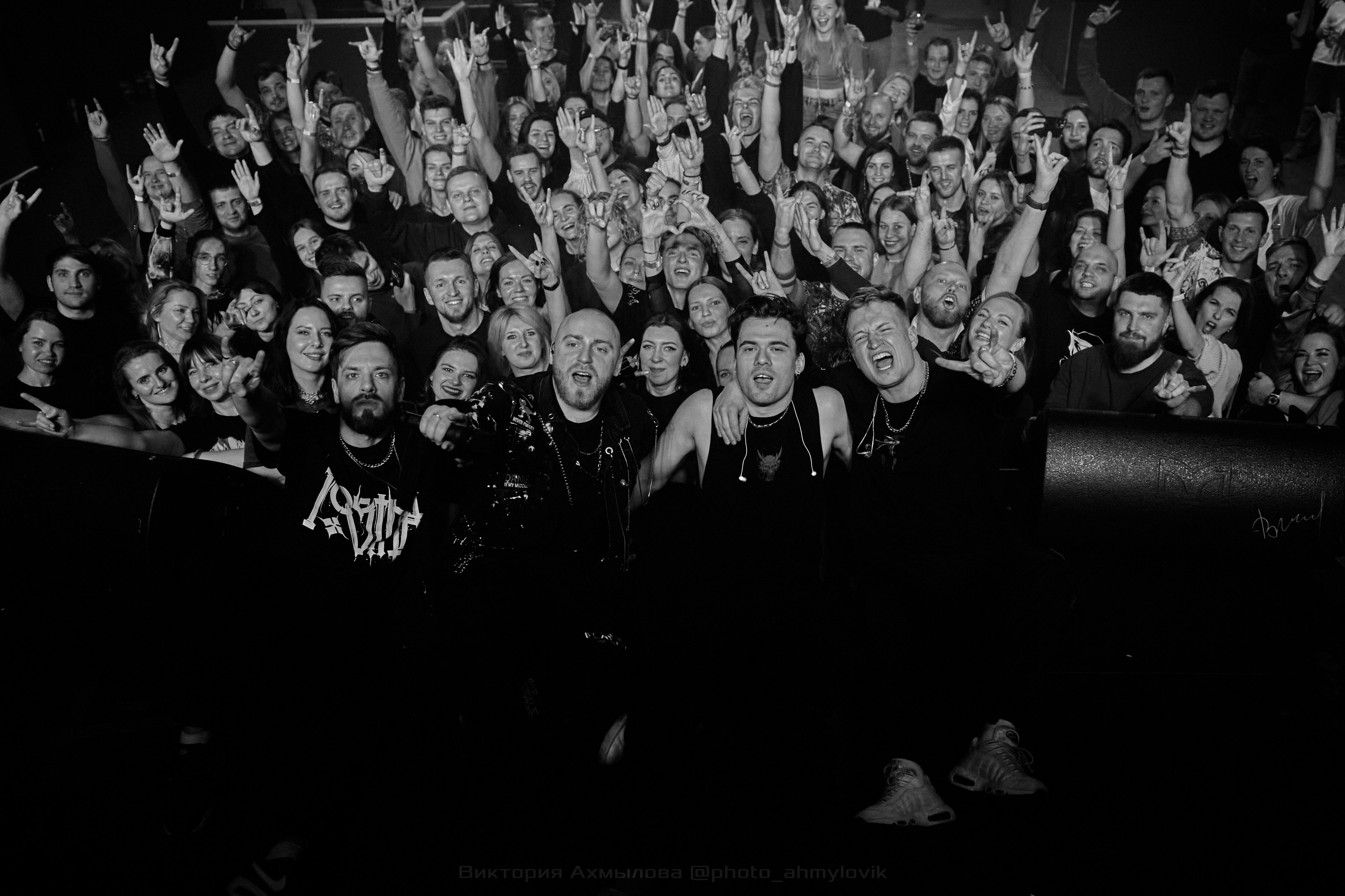 30.03.2024 iOstra Glastonberry. Виктория Ахмылова. Фотограф в Москве