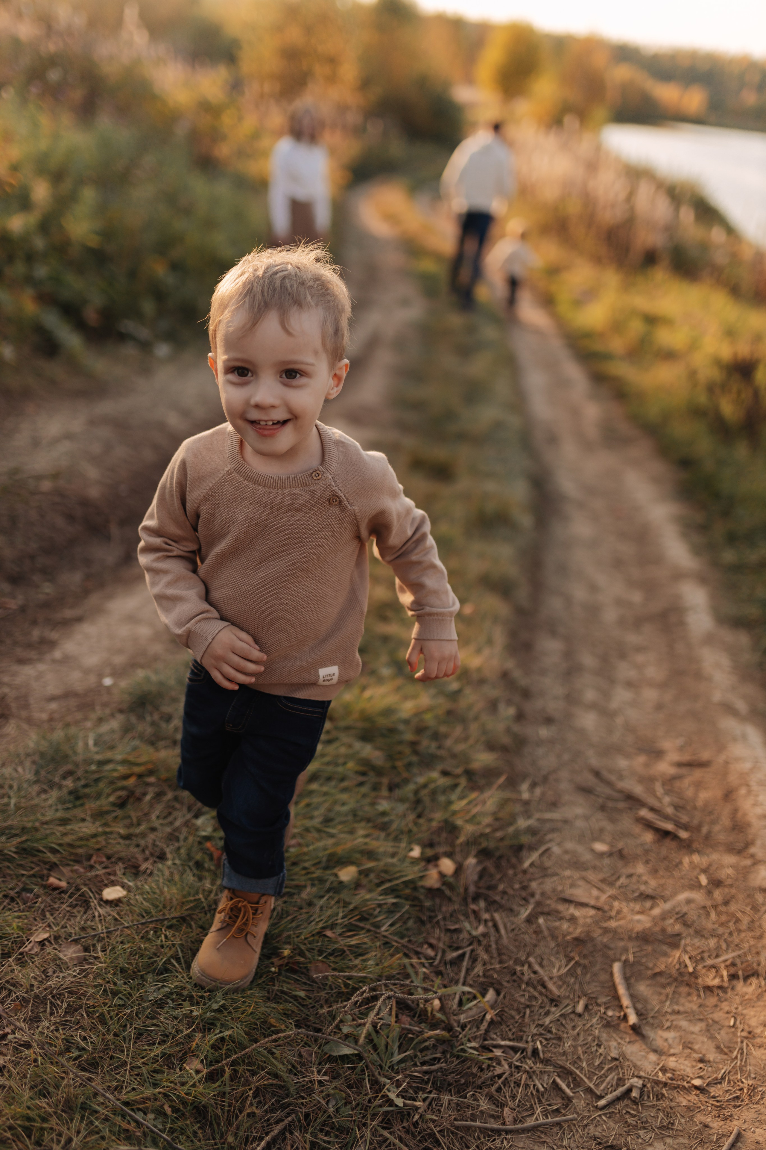 Осень с семьей Вадима и Данила. Семейный фотограф Альбина Крутелева, Екатеринбург, Ревда