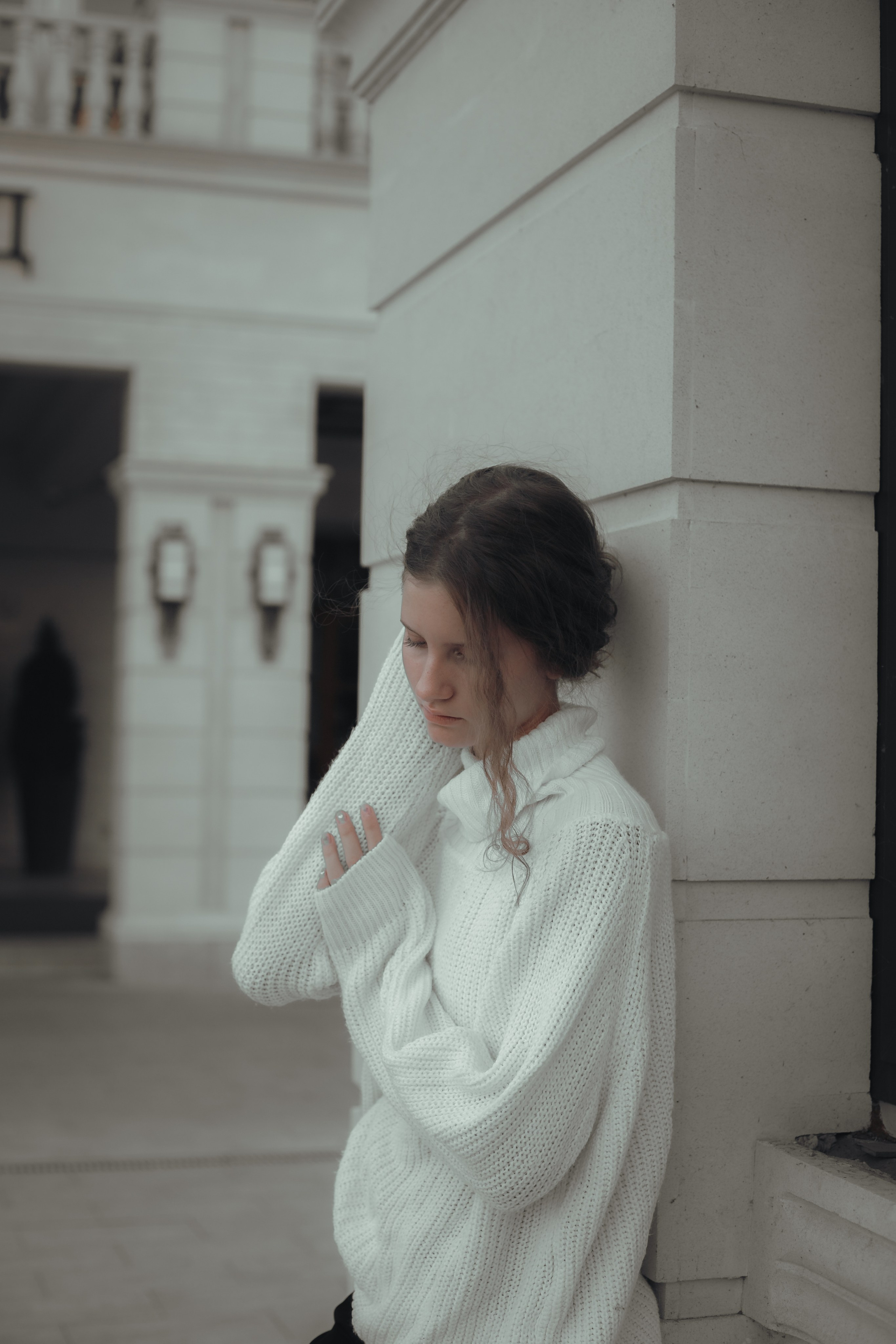 Городская съемка. Энгельс. Девушка в кадре.