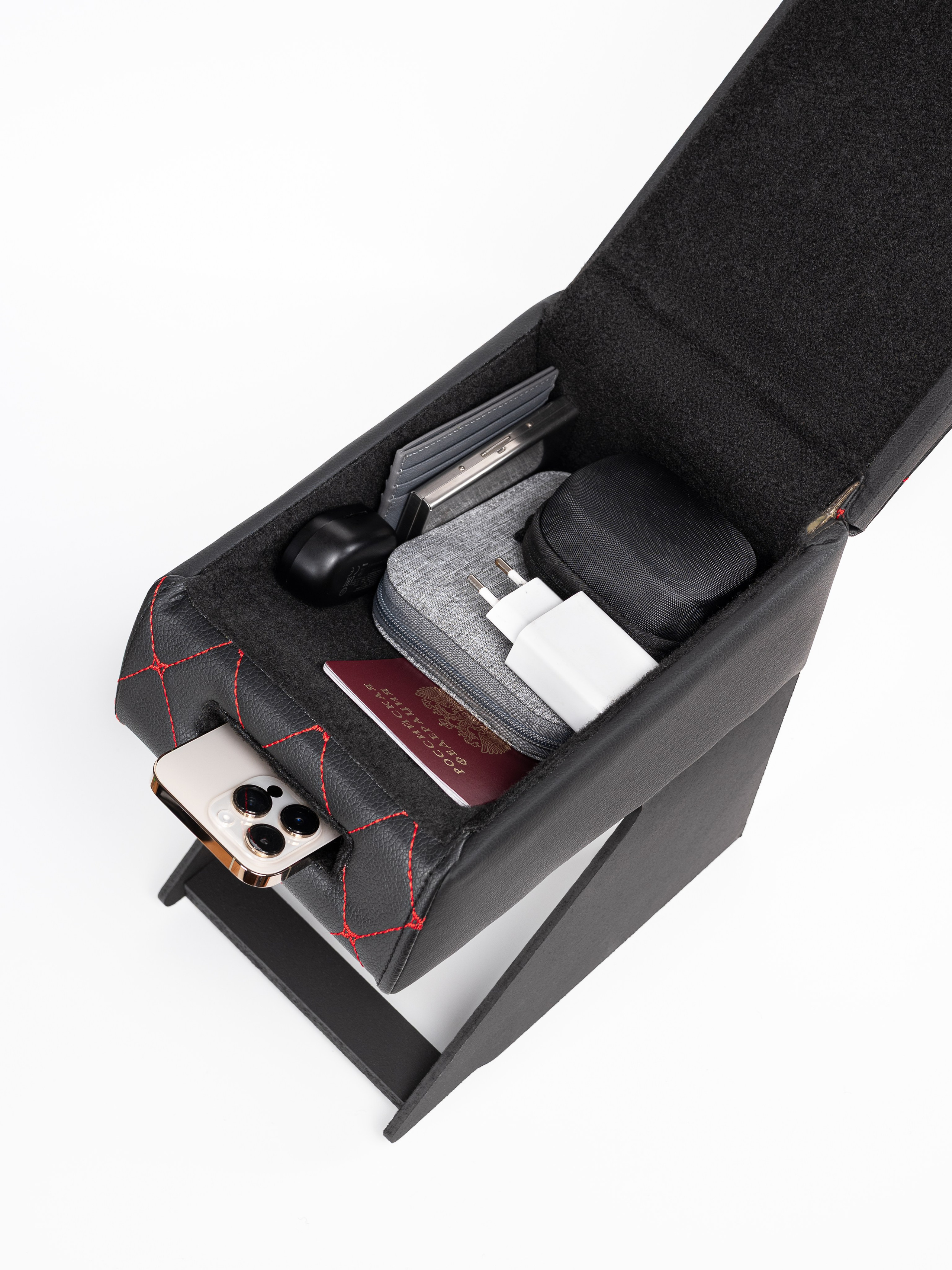 Автоподлокотники предметка стёганые серия 3. Предметный фотограф, фото для маркетплейсов Пятигорск, КМВ