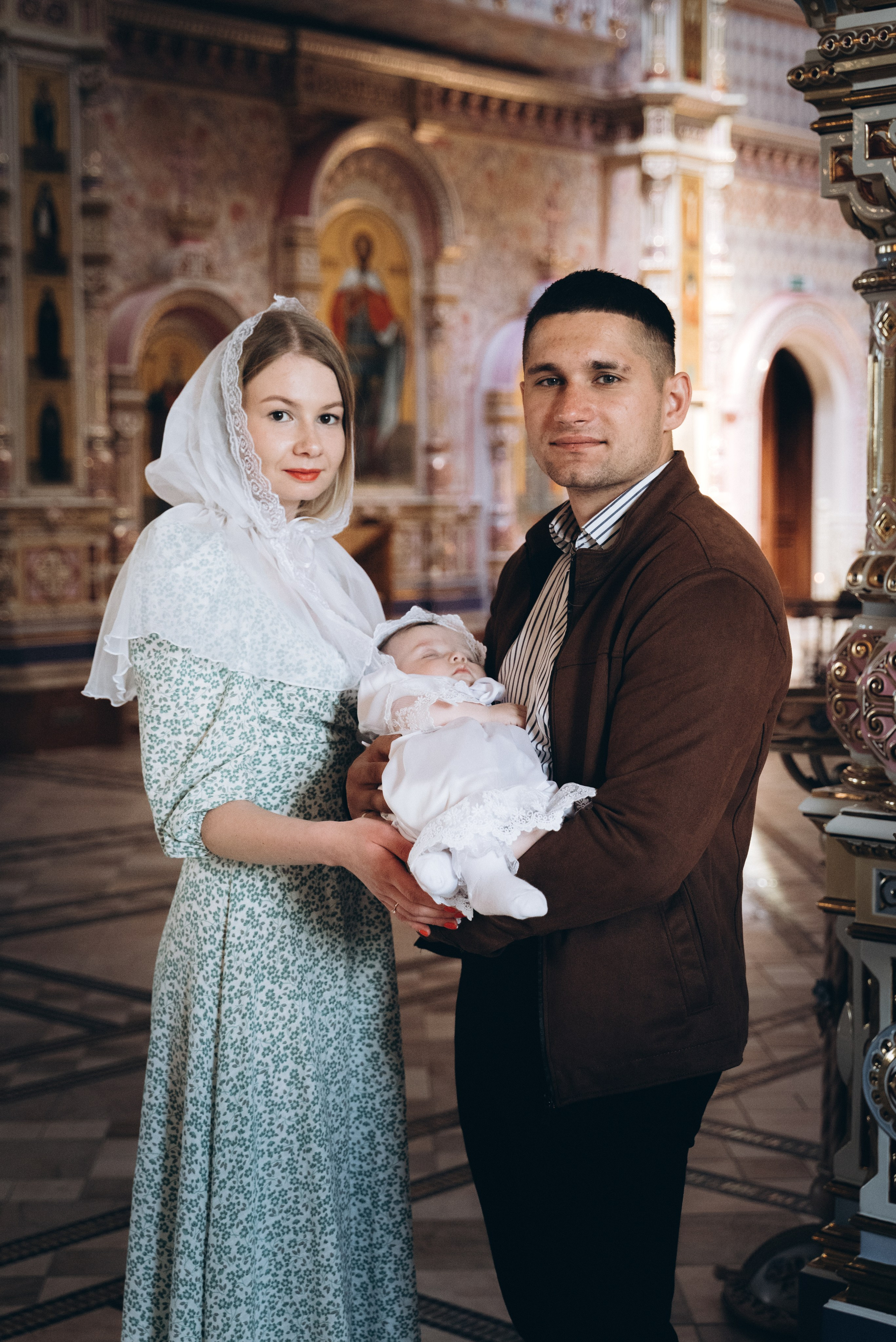 Крещение Варюши (Храм Святой Живоначальной Троицы). Семейный фотограф в Минске Дарья Дреко