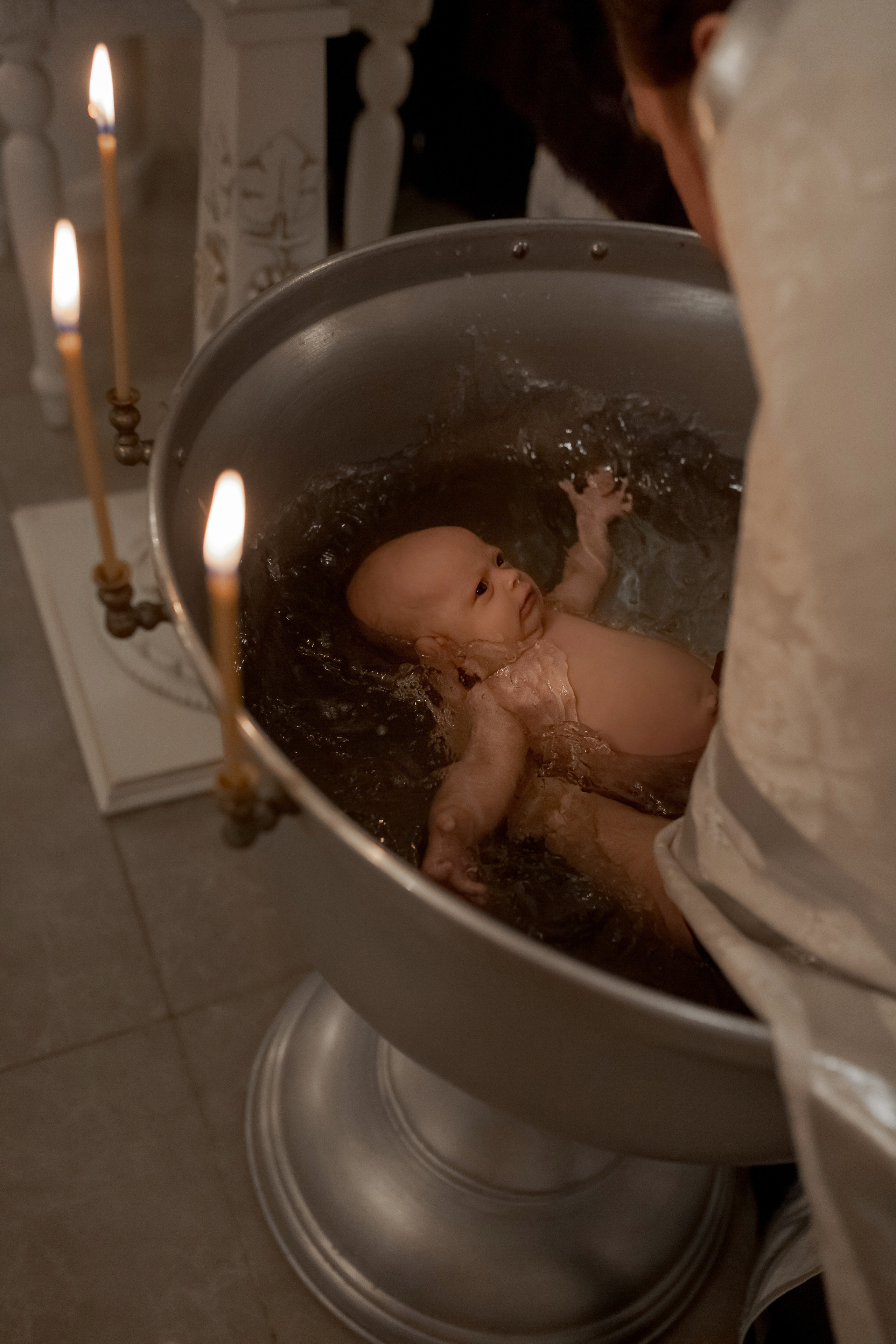 крещение в Ташкенте, согласительные беседы в Ташкенте, фотограф на крещение Ташкент, фотограф на крестины Ташкент, таинство крещения Ташкент, крещение в купели Ташкент, крещение Ташкент