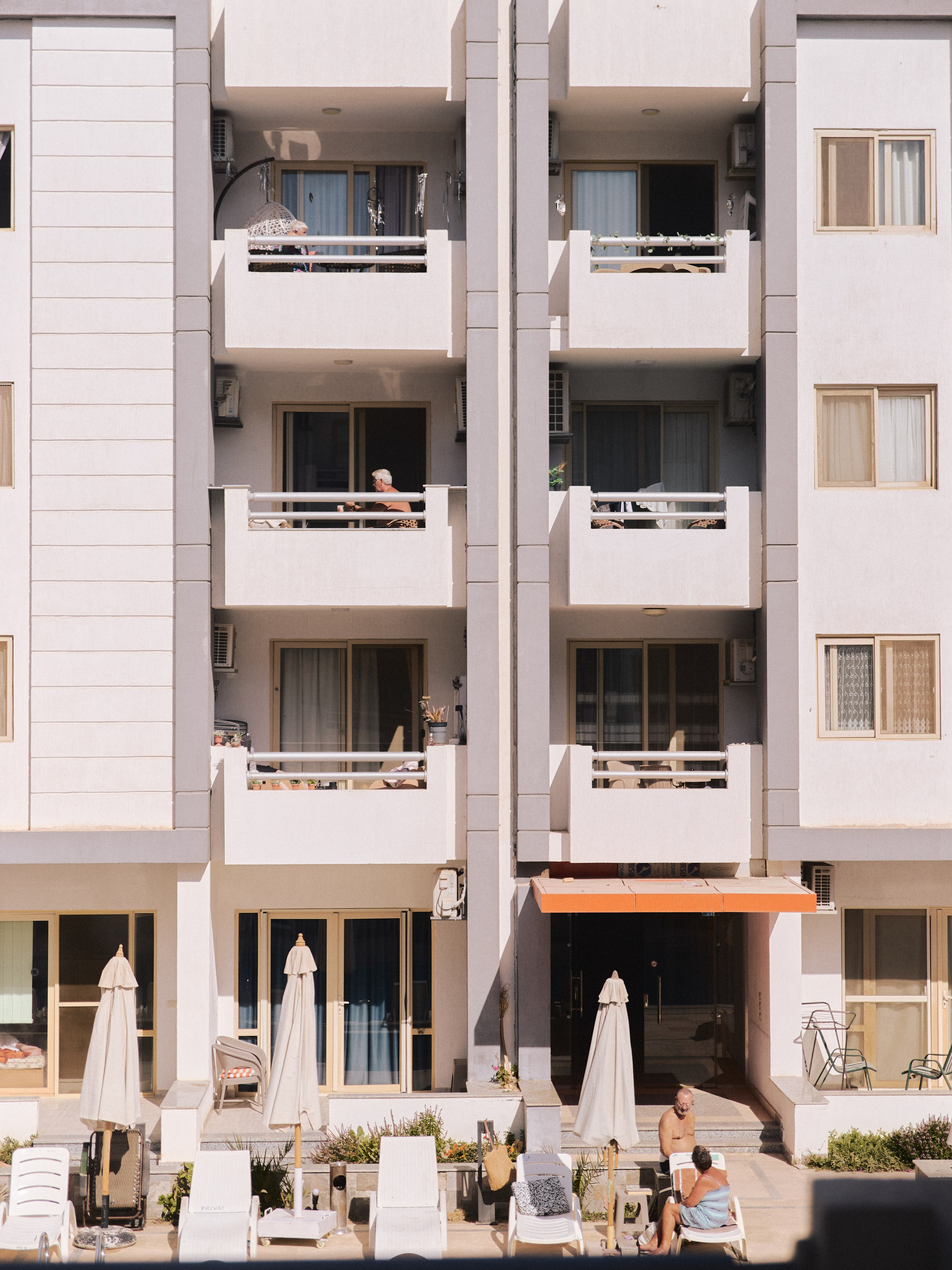 Проверяя камеру. Jorgis — фотограф в Хургаде / обучение фотографии