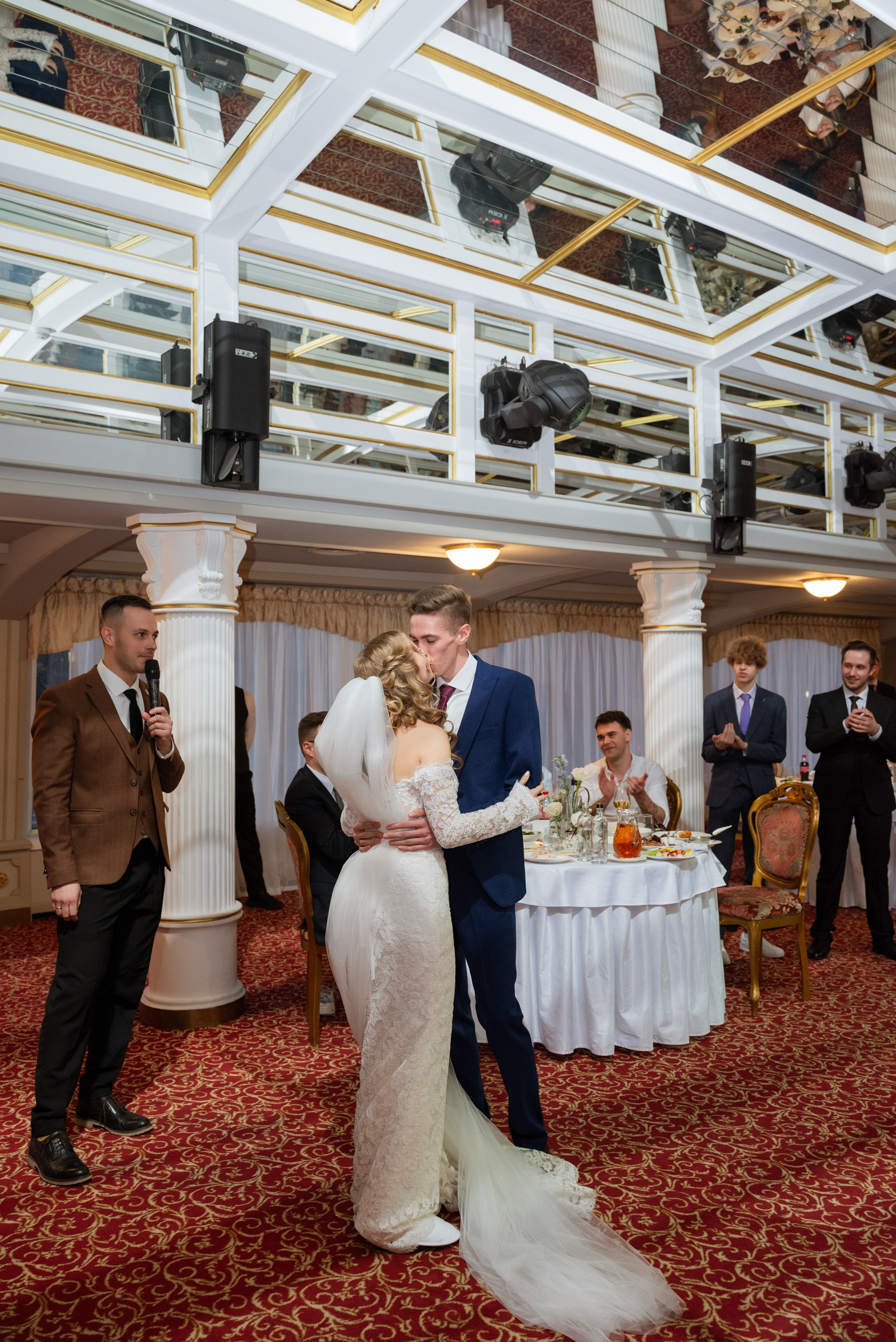 Лев и Наталья | 27.04.24. Свадебный фотограф в Санкт-Петербурге Владислава Тюльпина