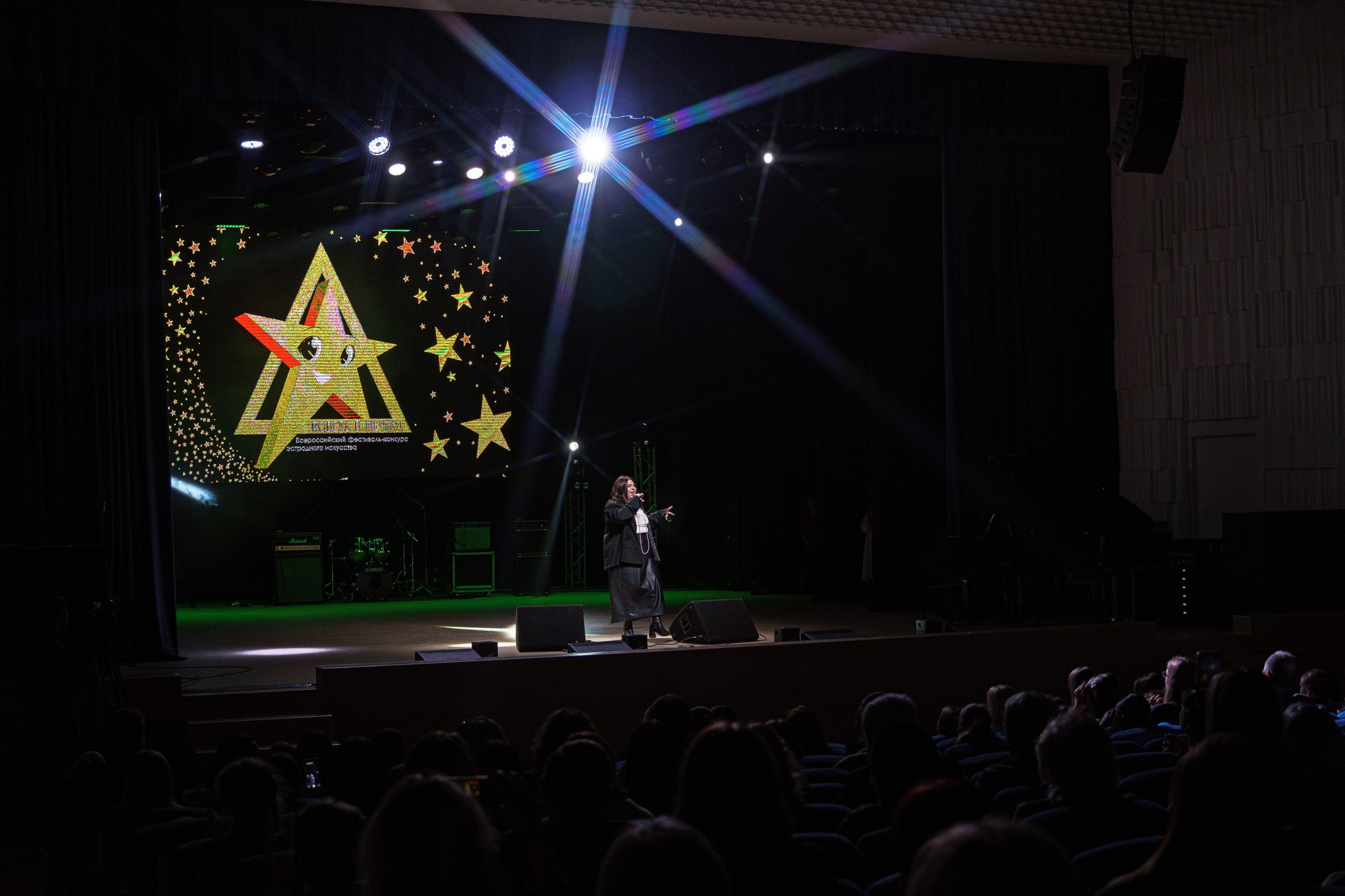 X Всероссийский фестиваль-конкурс эстрадного искусства «Поверь в мечту!». Портретный и репортажный фотограф в Воронеже: Анастасия Пузикова