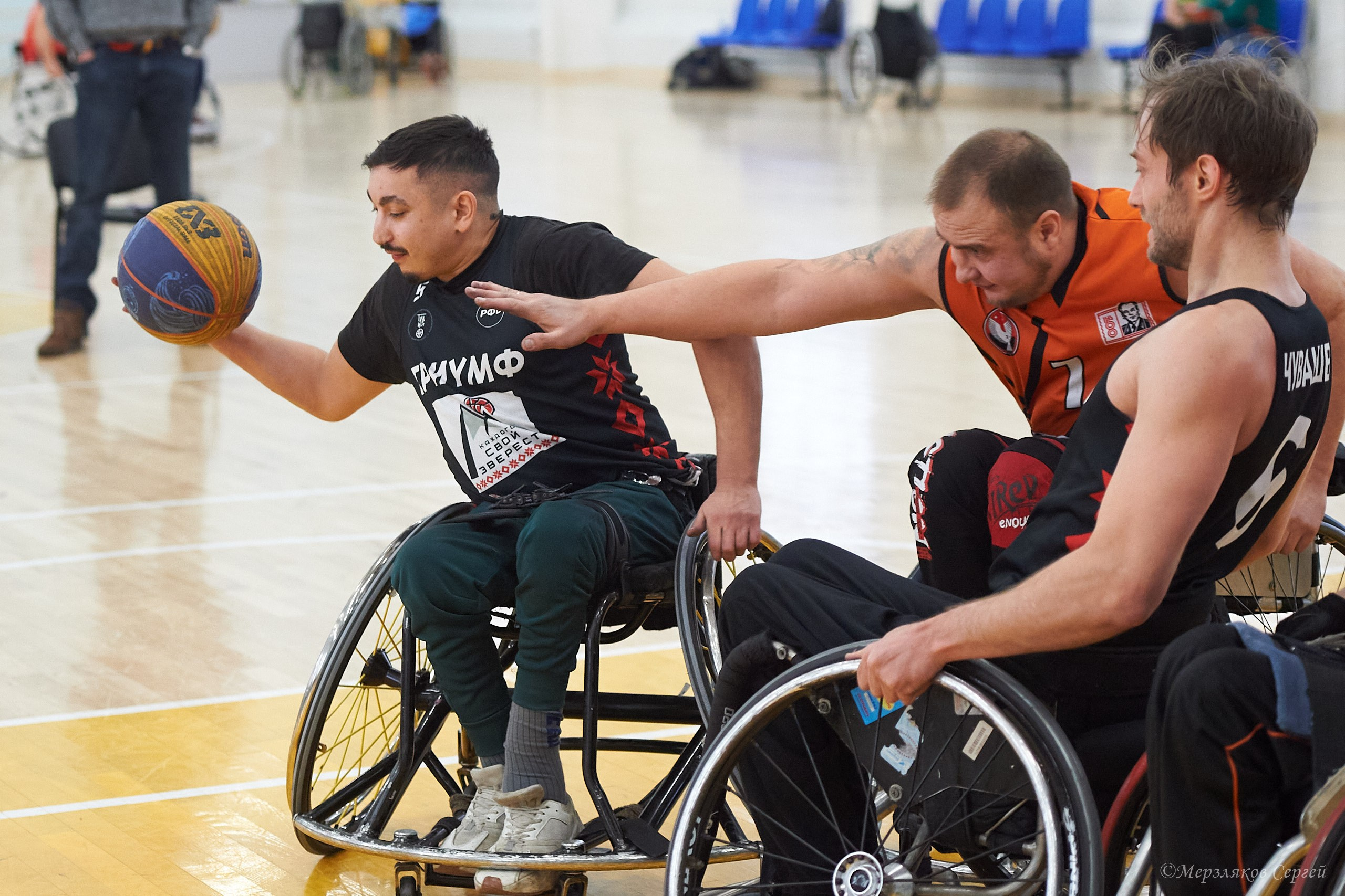 X традиционный Рождественский турнир по баскетболу на колясках. Ижевск. Спортивный репортажный фотограф в Ижевске Сергей Мерзляков