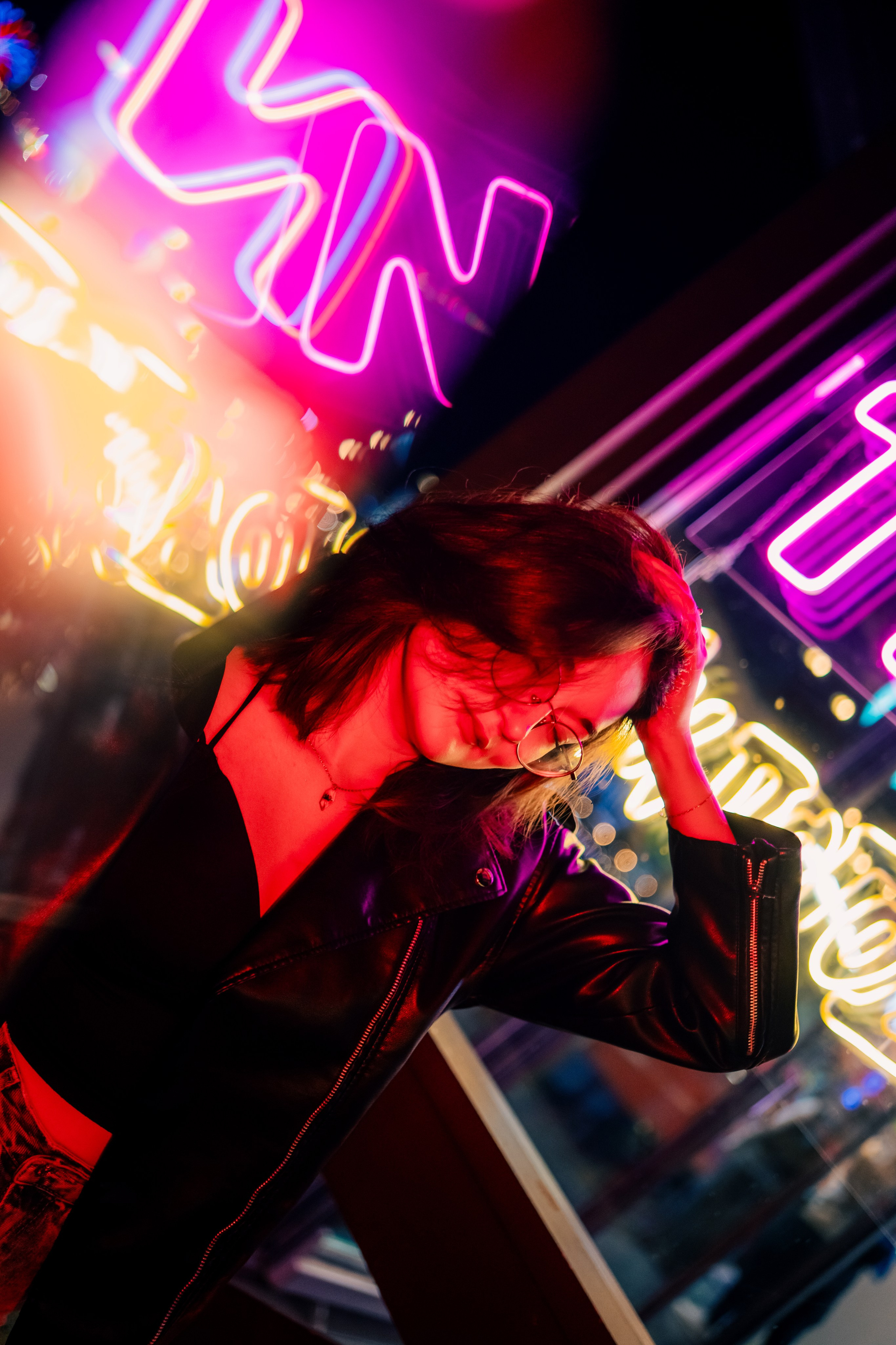 Юля | Палитра неоновых огней. Felixtones