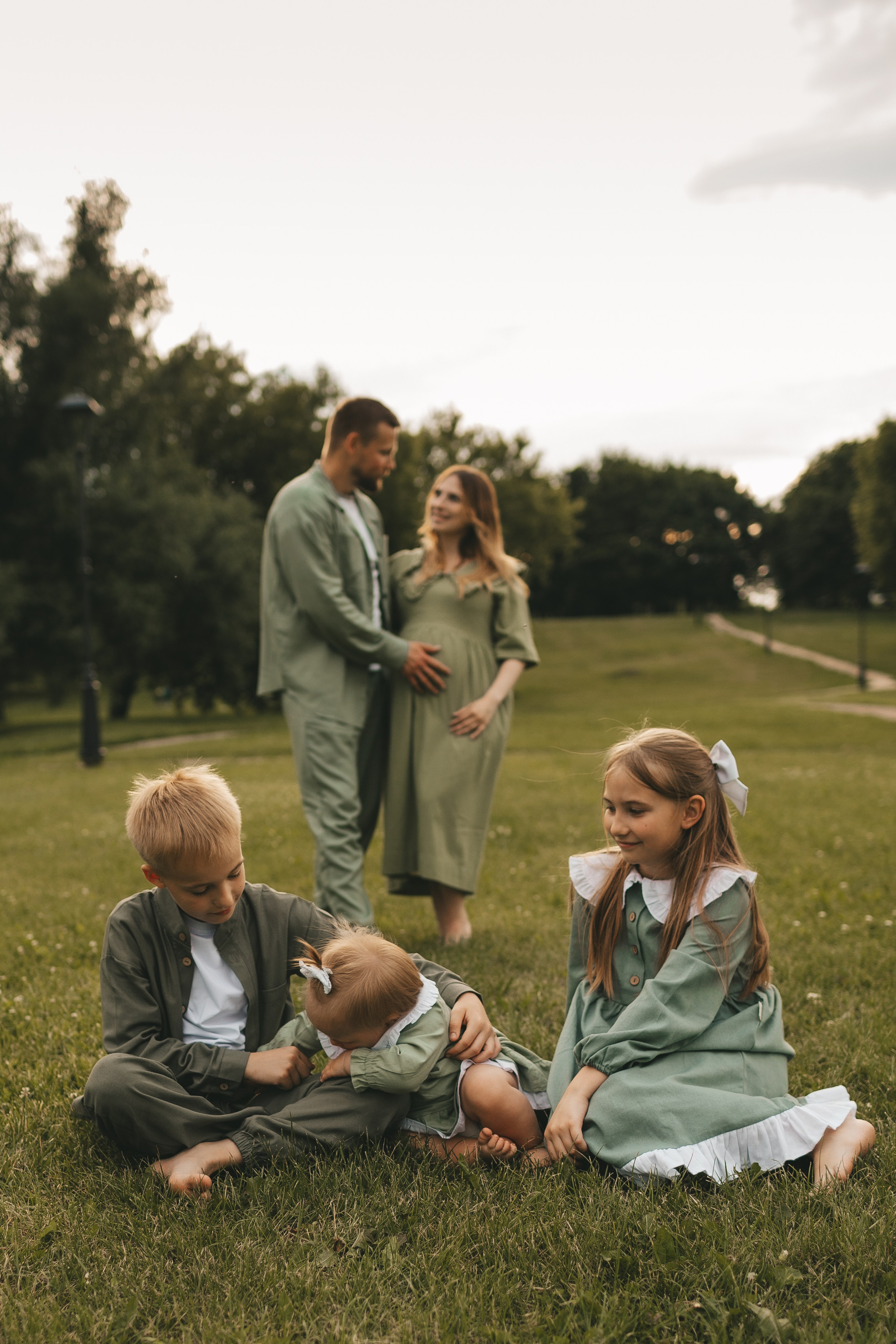 Ксения и семья в Коломенском. Семейный и детский фотограф и видеограф в Москве, Дрокина Наталья