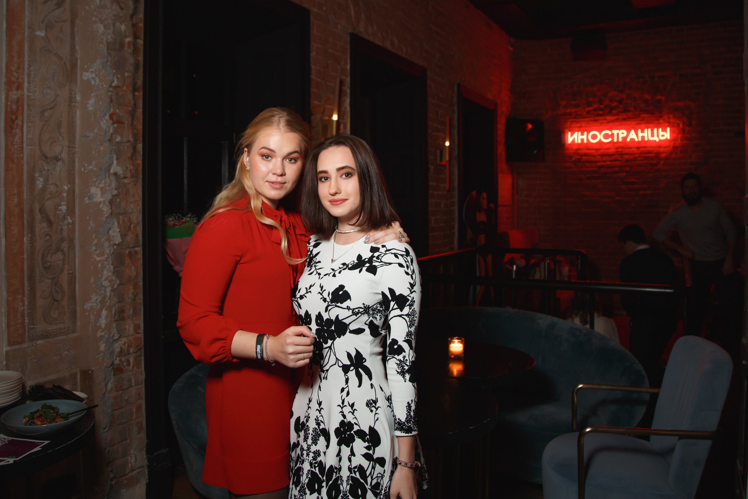 День Рождения в баре «Иностранцы». Свадебный и репортажный фотограф (Москва, Королев и другие)