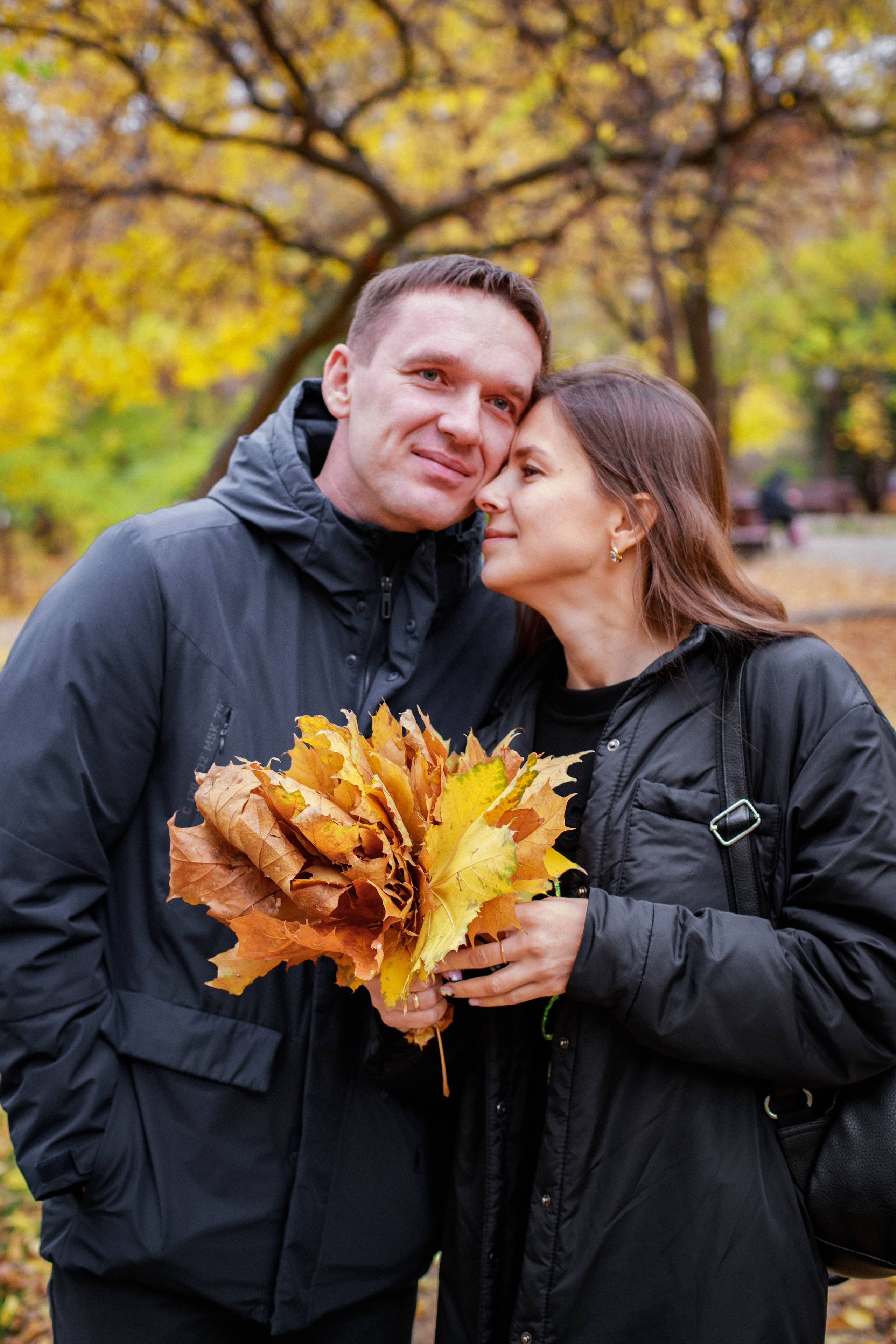 Осенние прогулки. Свадебный фотограф по выгодной цене в Волгограде!