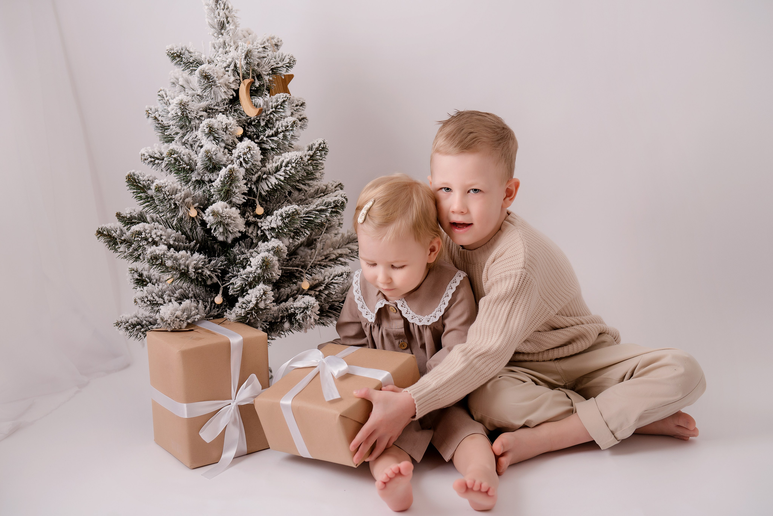 Гоша и Ариша. Детский фотограф в Долгопрудном и Москве