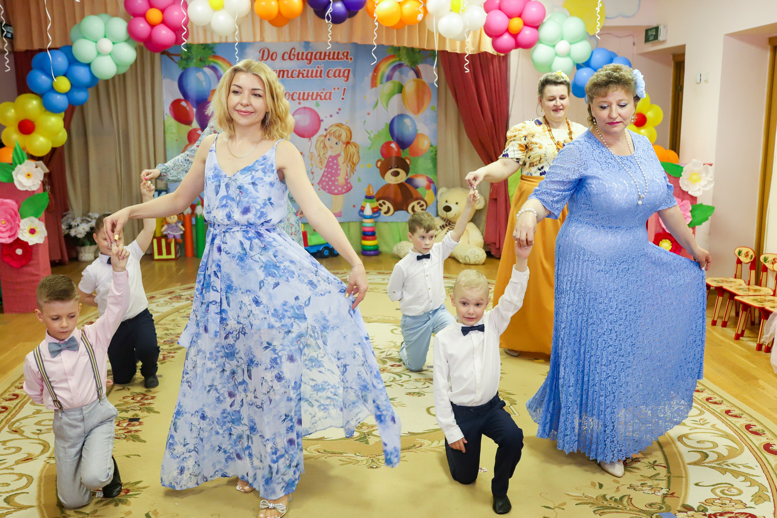 Съёмки праздников и выпускных в детских садиках и школах. Семейный и детский фотограф Эльвира Билибина