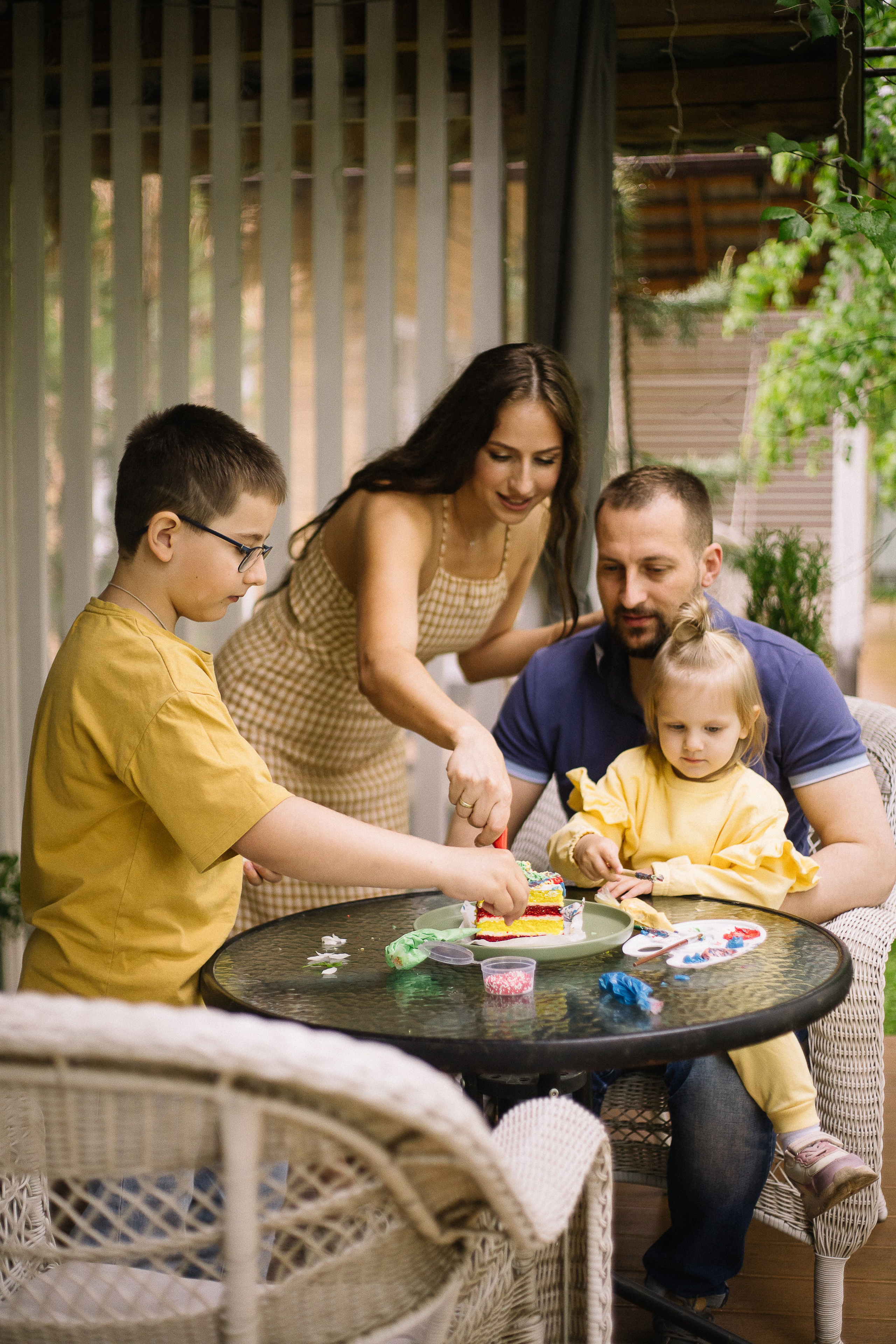 Семейное утро в загородном доме. Семейный фотограф в Томске Максимова Екатерина