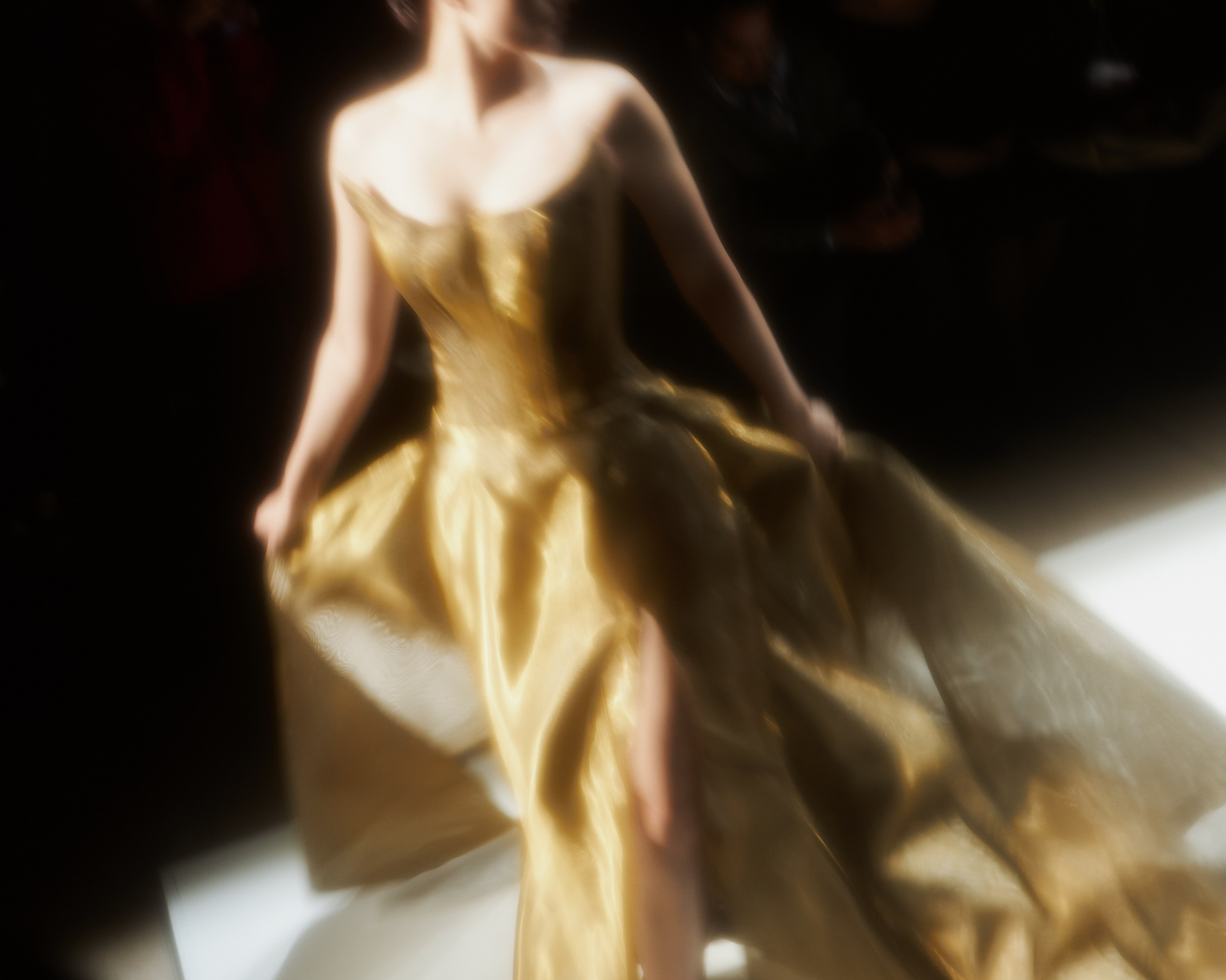 Неделя Моды в Москве Октябрь 2024 (Цвет). Фотограф в Мурманске Оксана Черноморец