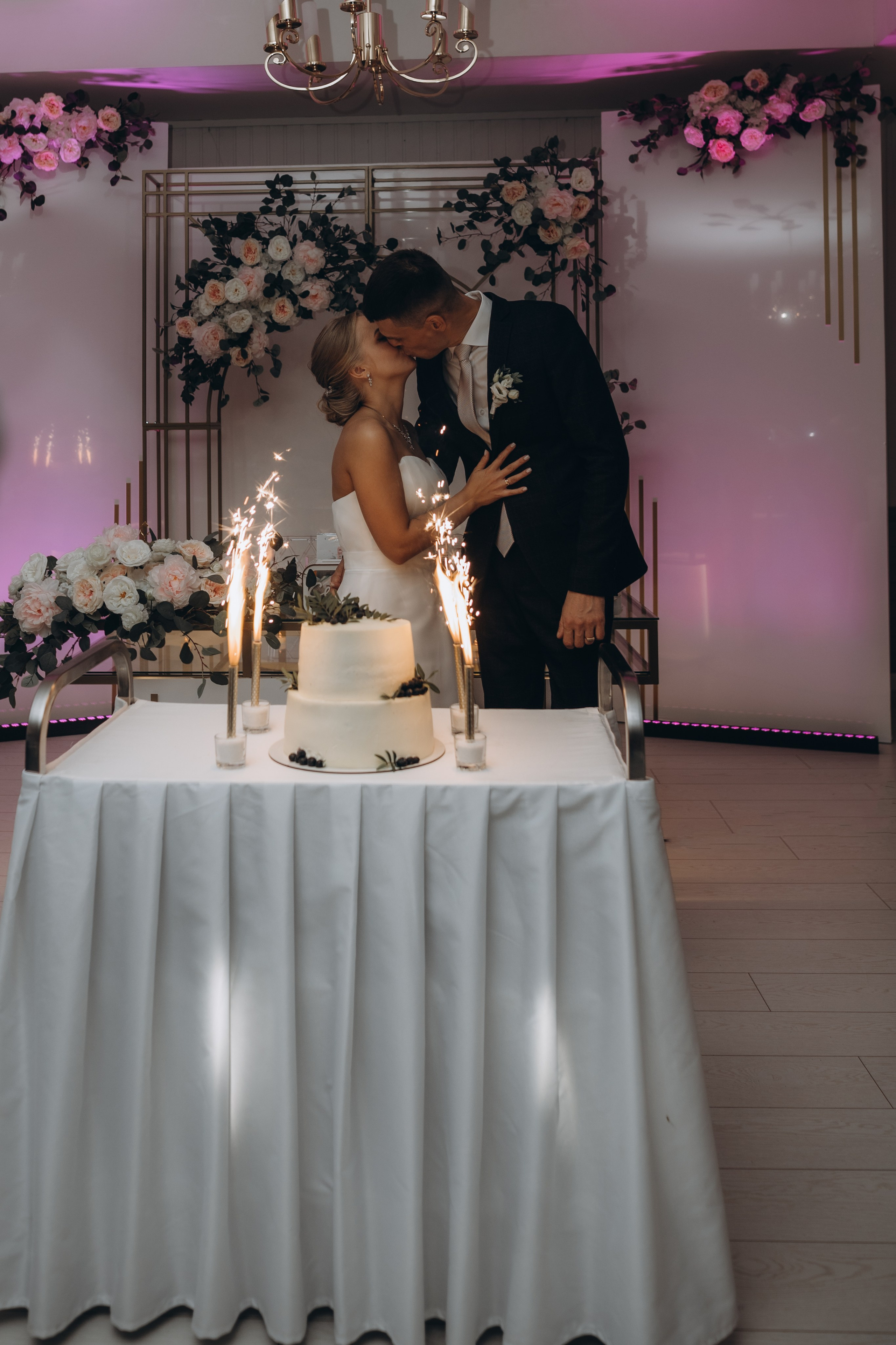 Олег и Анастасия