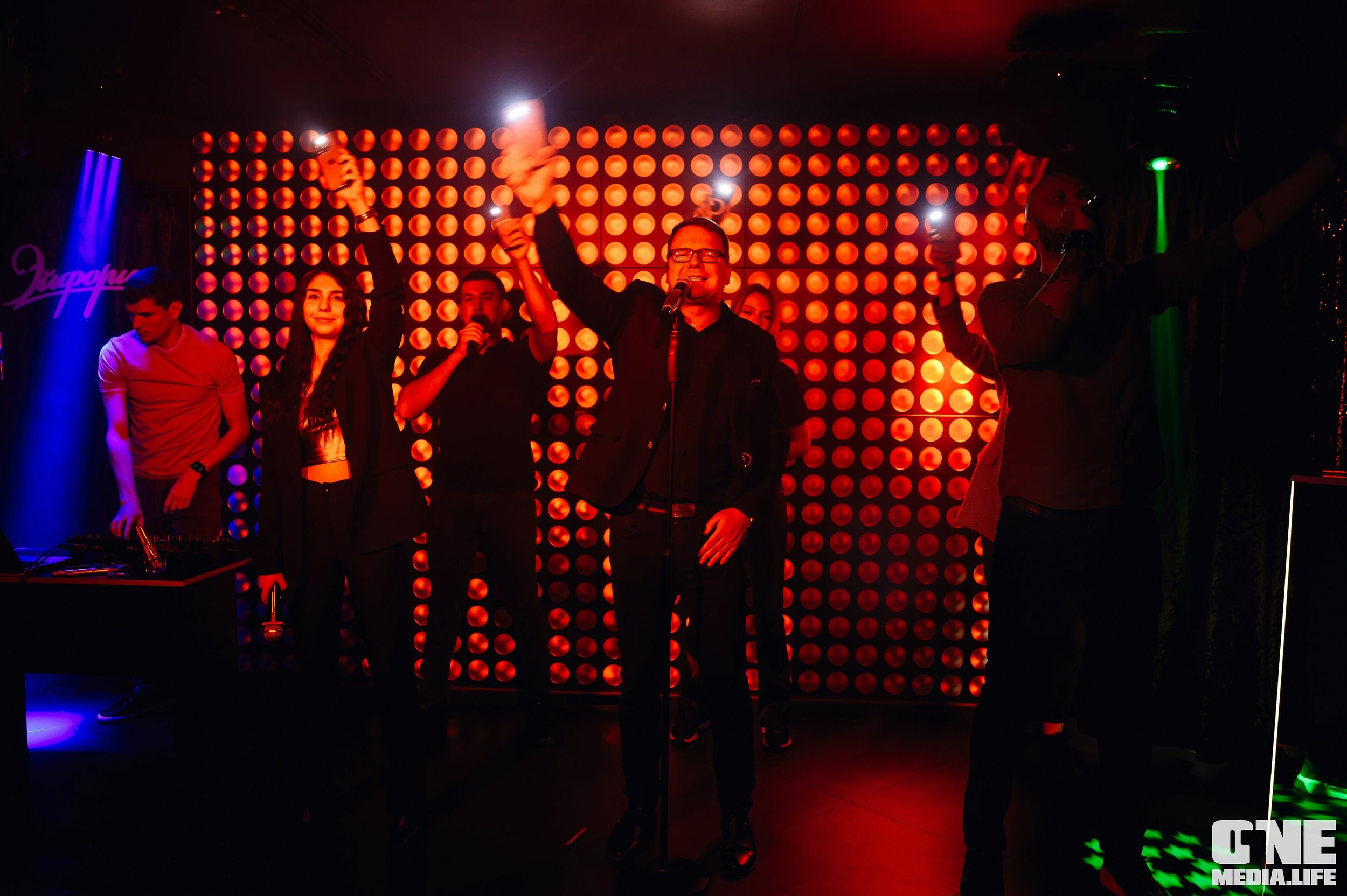 Фоторепортаж из караоке-клуба Эйфория. One Media Life: фоторепортажи, фотоотчеты с мероприятий и заведений