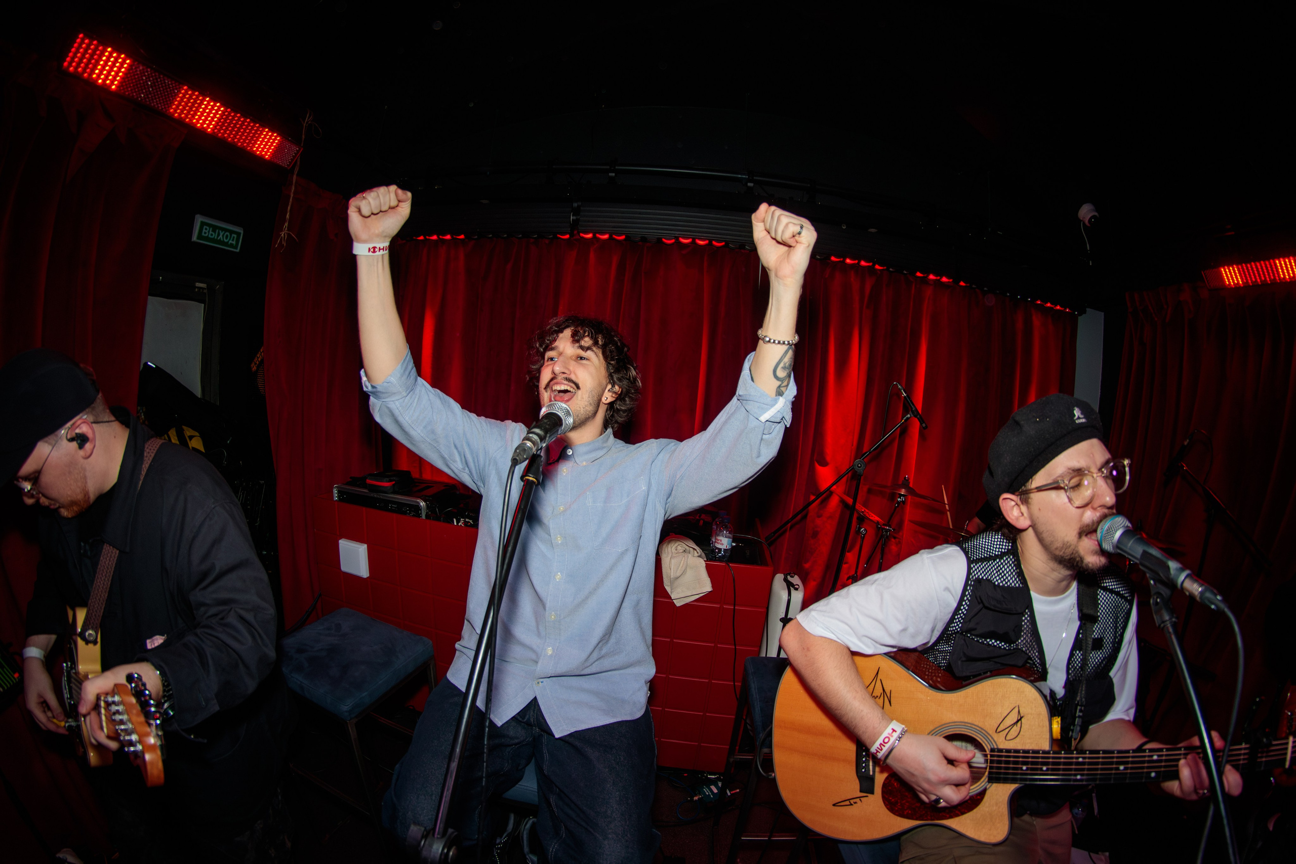 Хмыров акустика. Портретный и концертный фотограф в Санкт-Петербурге Егор Телятников