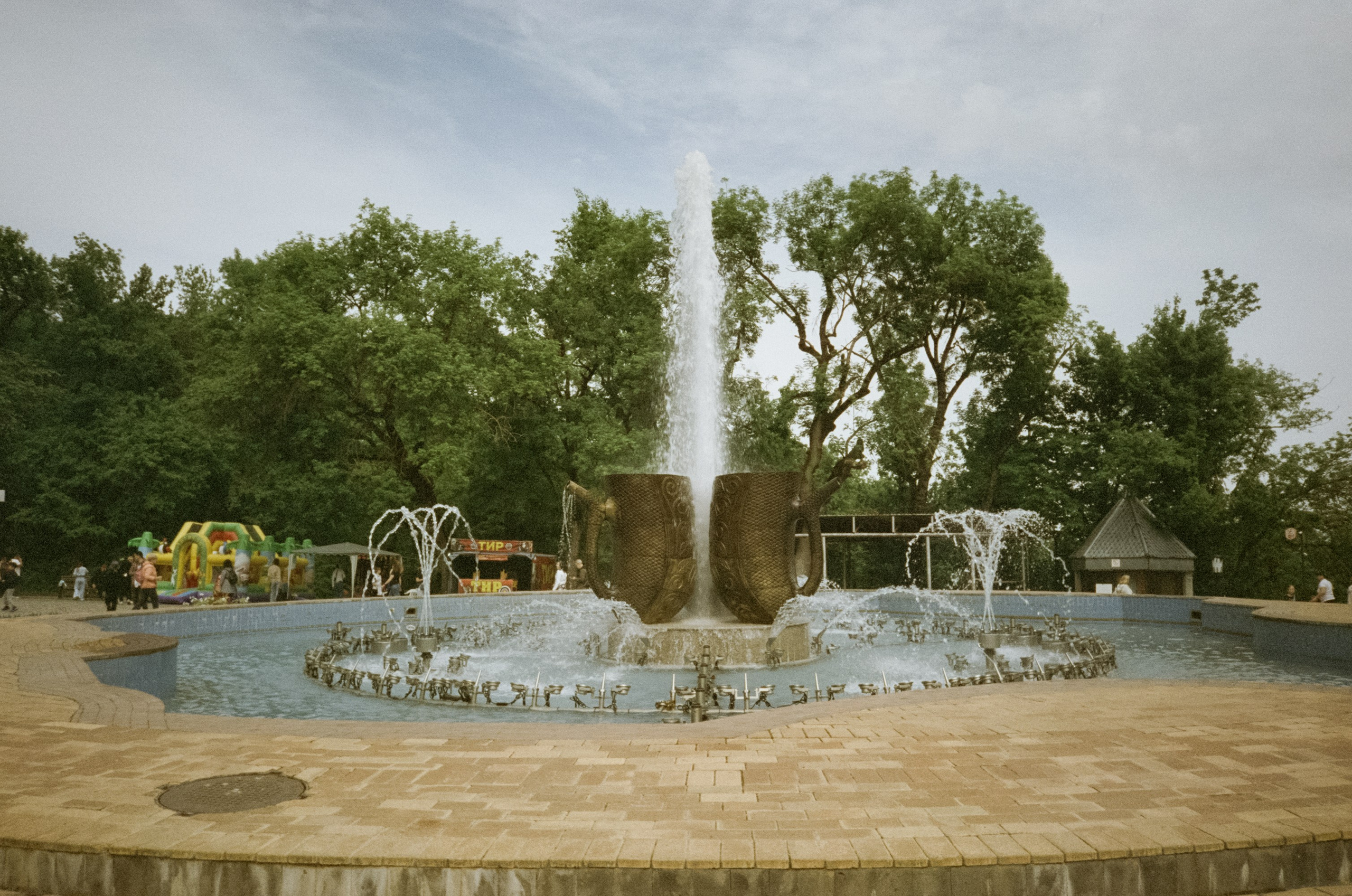 Лермонтовская скала в Кисловодске. Железноводск и Пушкинская галерея. Фотограф-документалист Мария Осокина