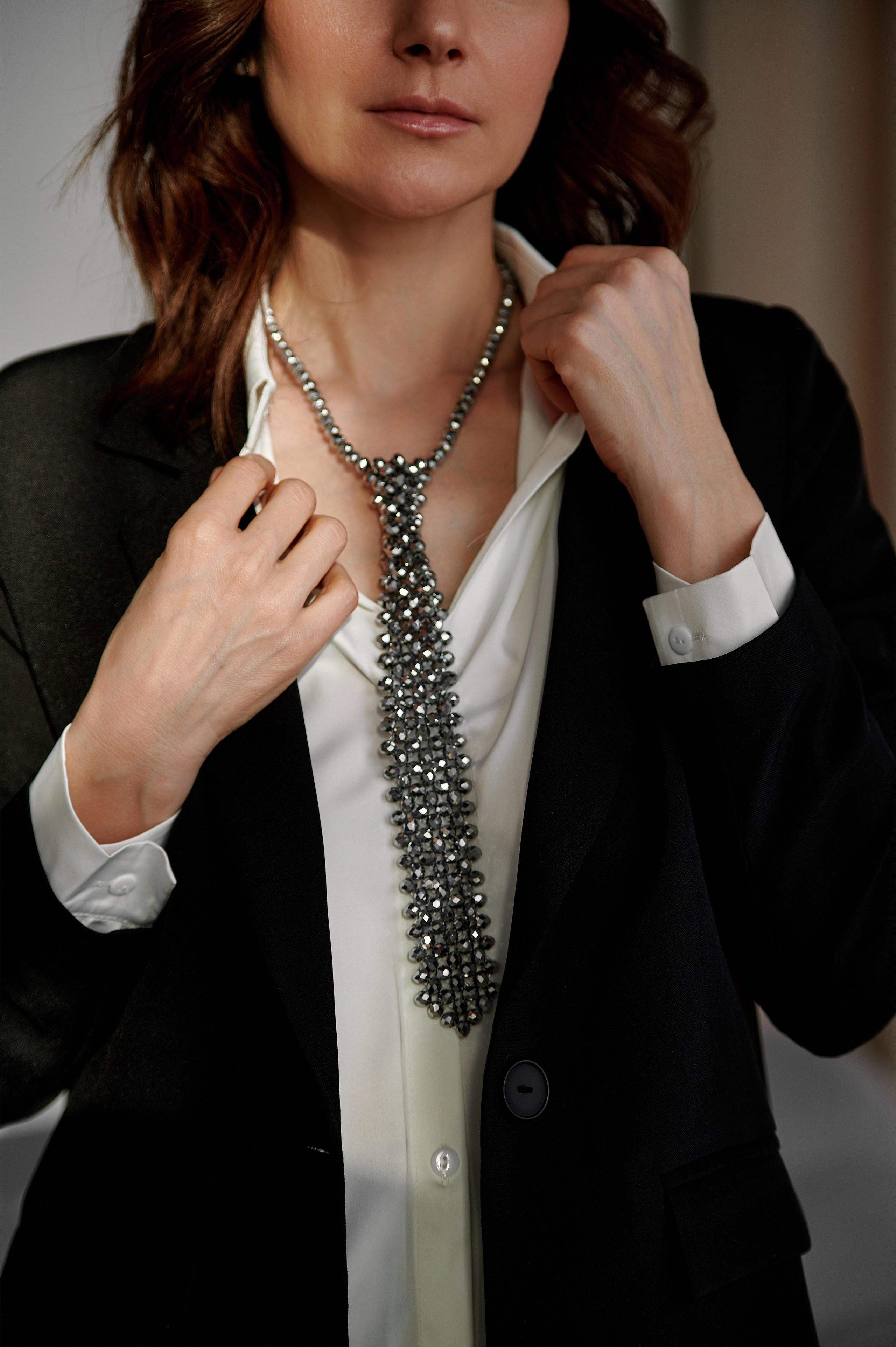 Одежда и аксессуары (с моделью). Контент фотограф для бизнеса и маркет-плейсов