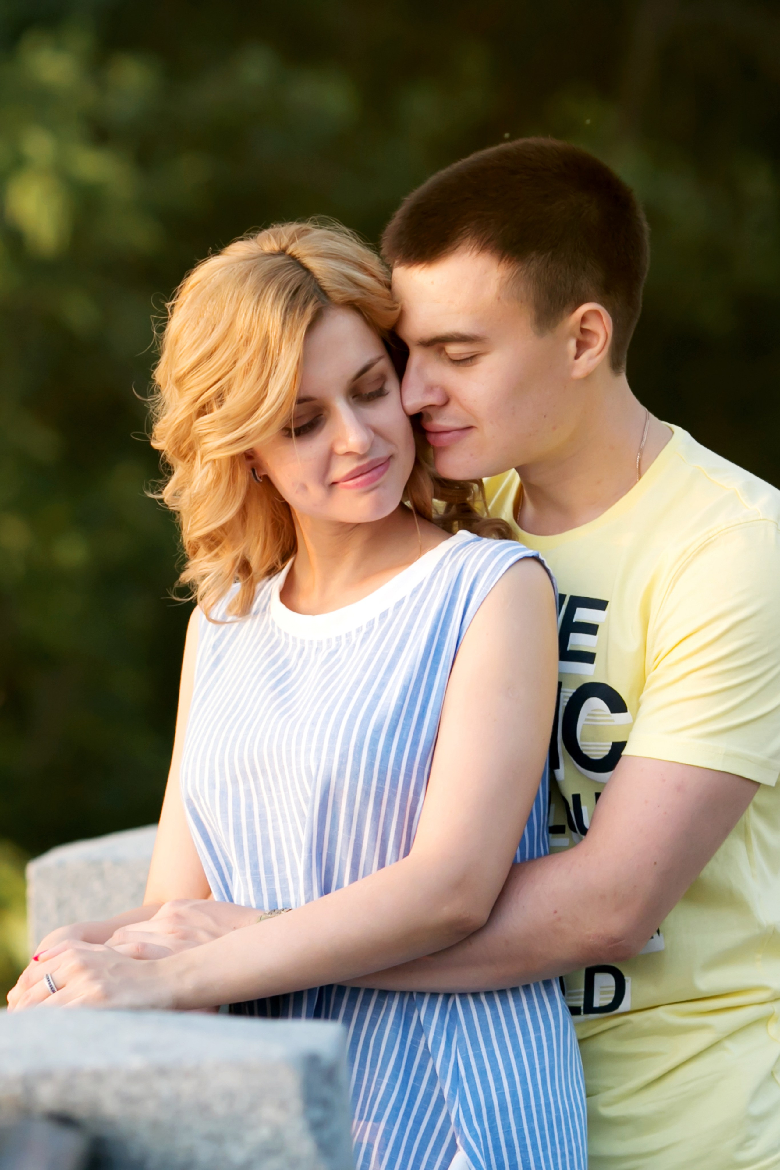 Love Story на набережной в Самаре. Свадебный фотограф, видеограф в Самаре, Самарской области. Видеосъемка