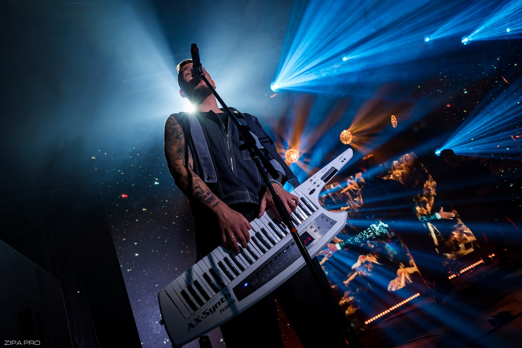 Сольный концерт кавер-группы «Балбесы». Фотограф Zipa Pro