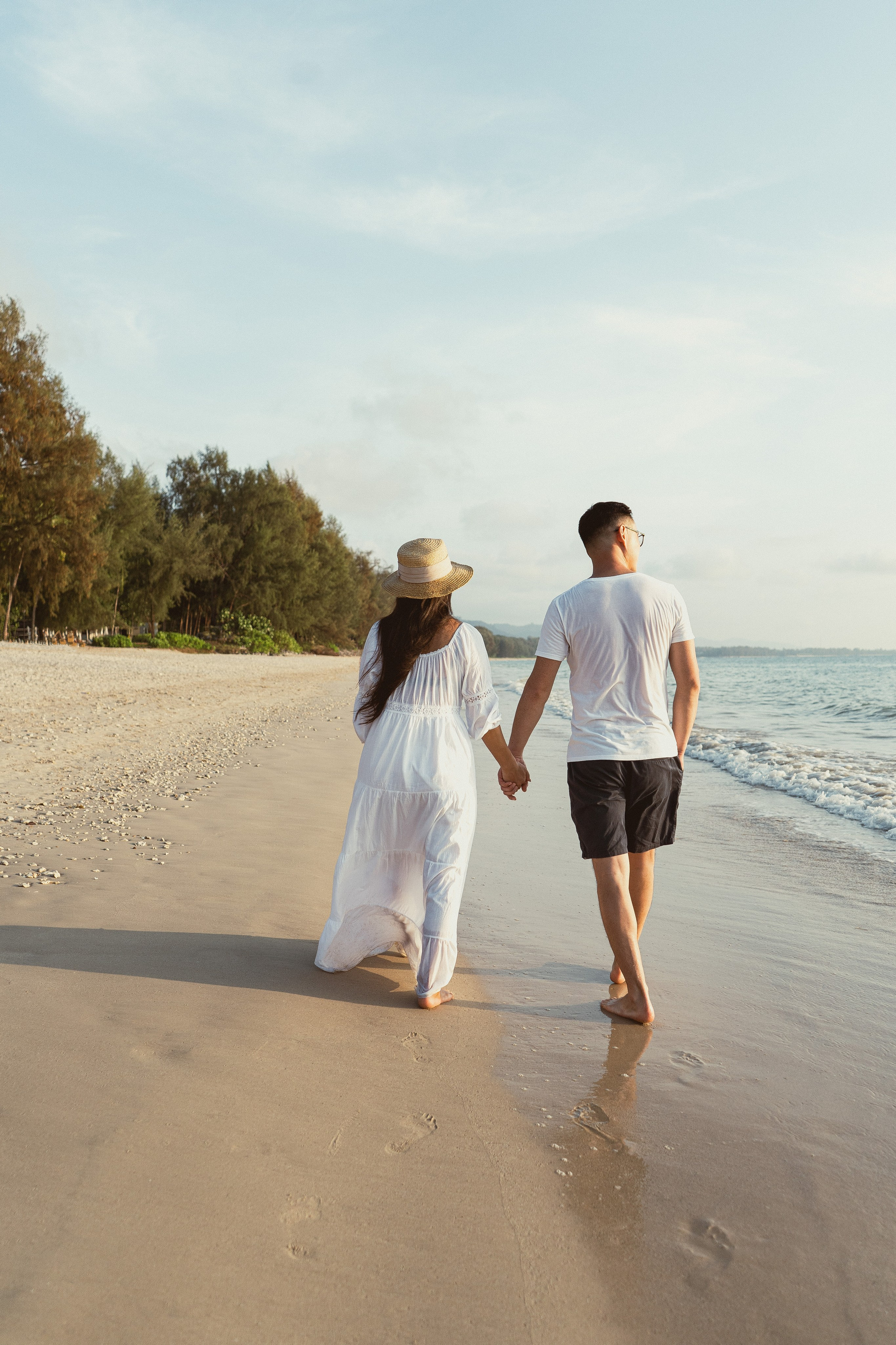 Семейная фотосъёмка на Пхукете – тепло, искренность и любовь вашей семьи на фотографиях. Ян Долматов — фотограф, видеограф и продюсер на Пхукете, Таиланд