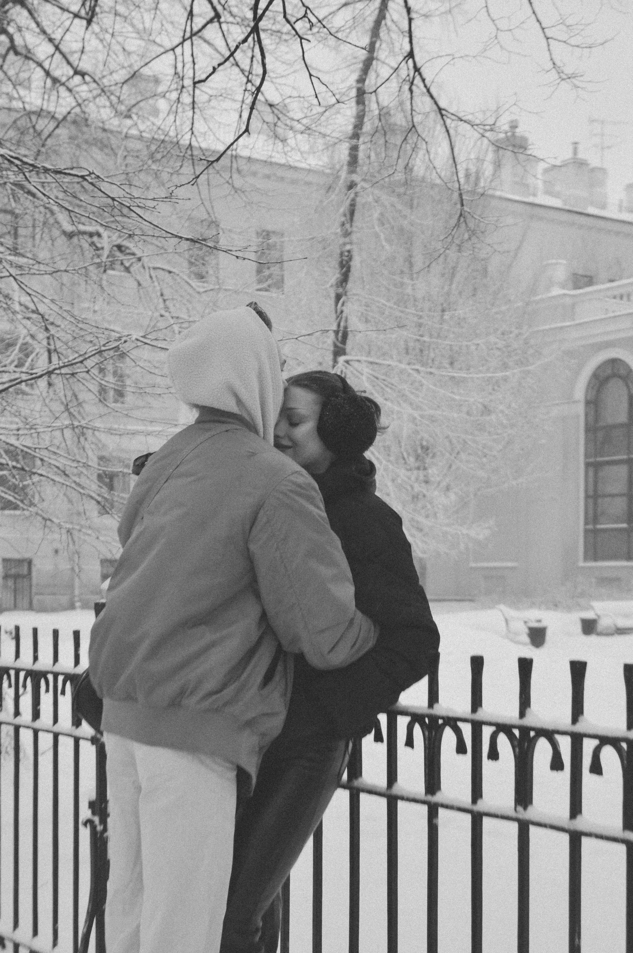 Под снегом. Питерский фотограф