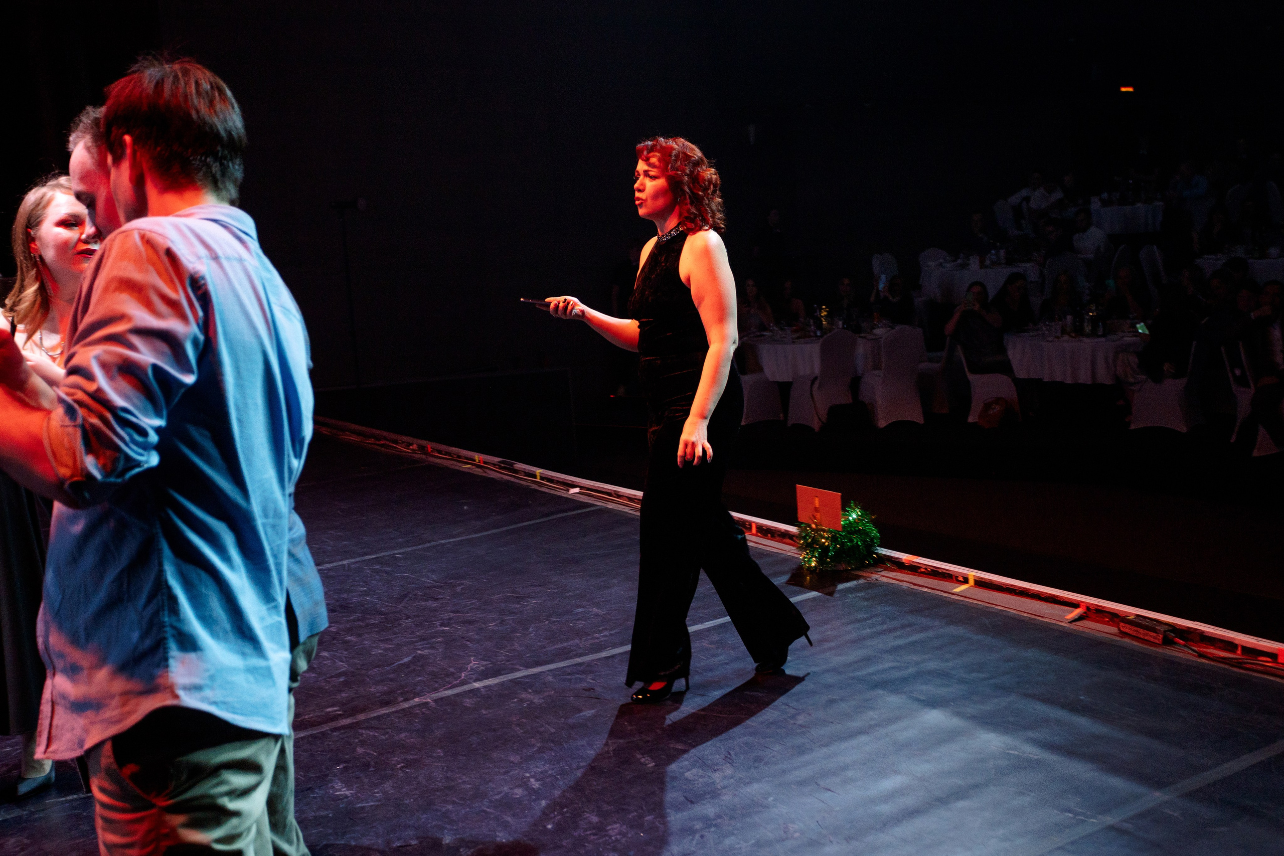 РЕПОРТАЖ: НОВЫЙ ГОД В ДК МЕТАЛЛУРГ. Профессиональный фотограф в Ижевске Леша Петров