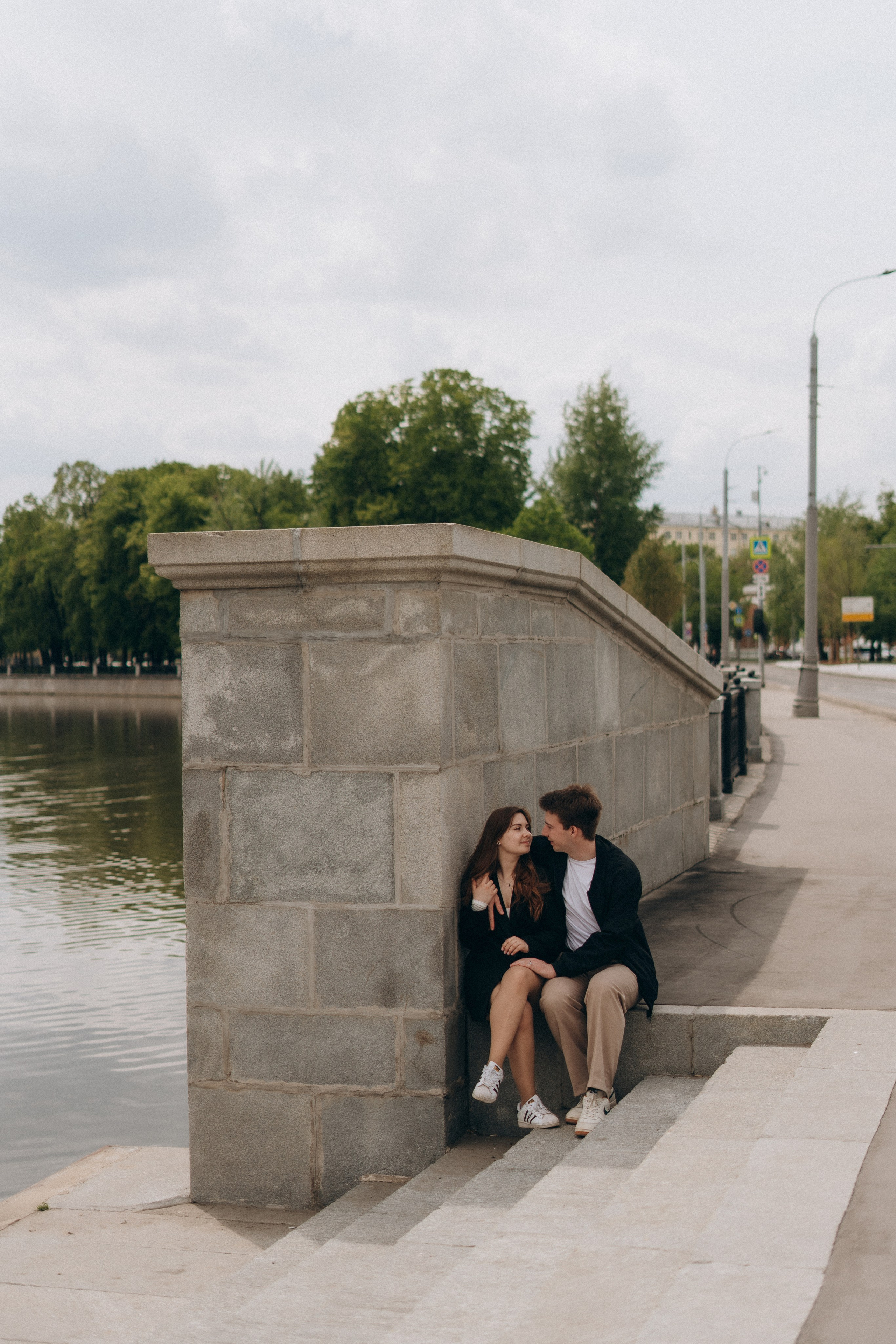 Юля и Даня | Прогулка по улицам Москвы. Фотограф Москва Виктория-Антуанетта