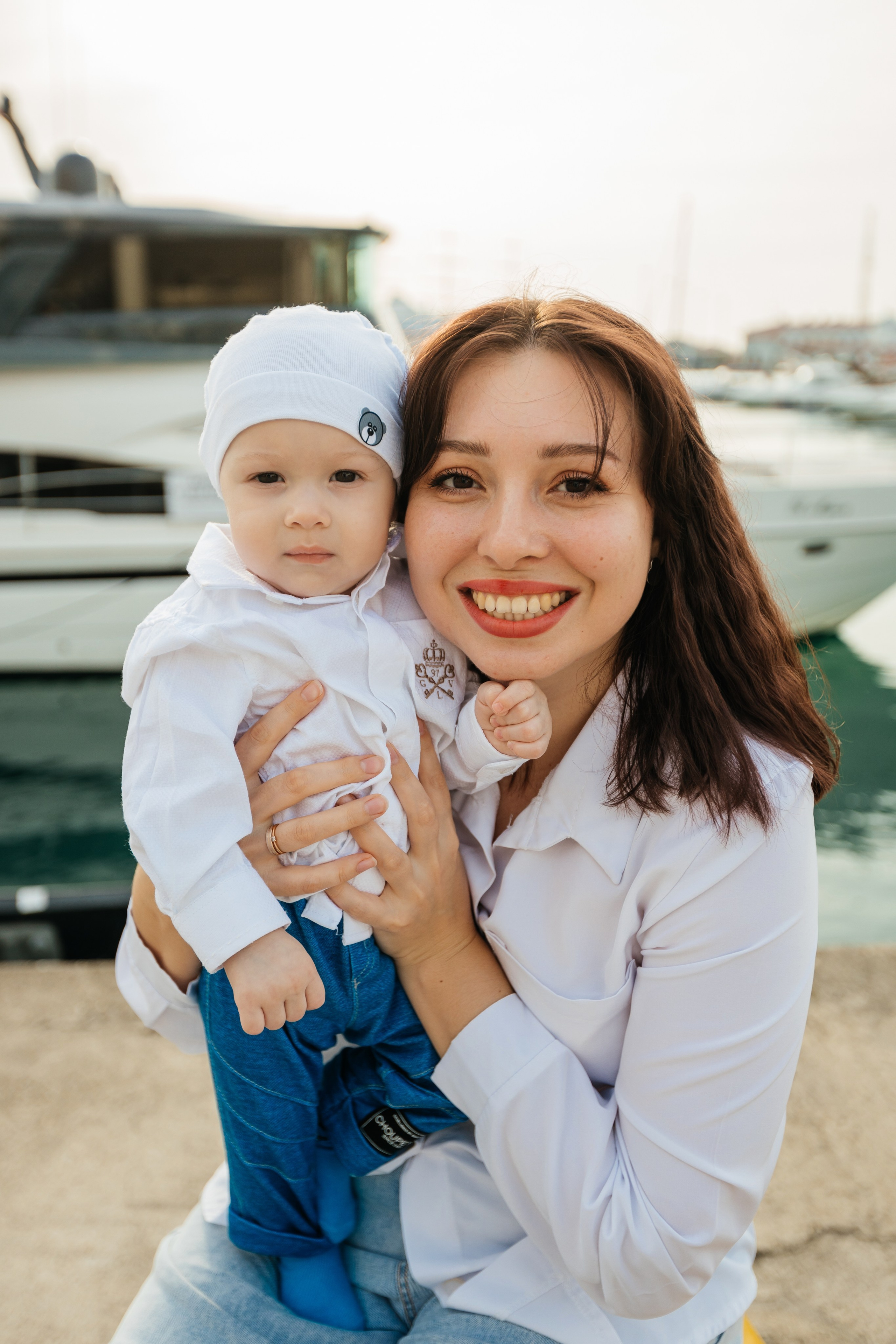 Алексей и Нарине с малышом. Фотограф в Сочи. Свадебная видеосъемка Сочи