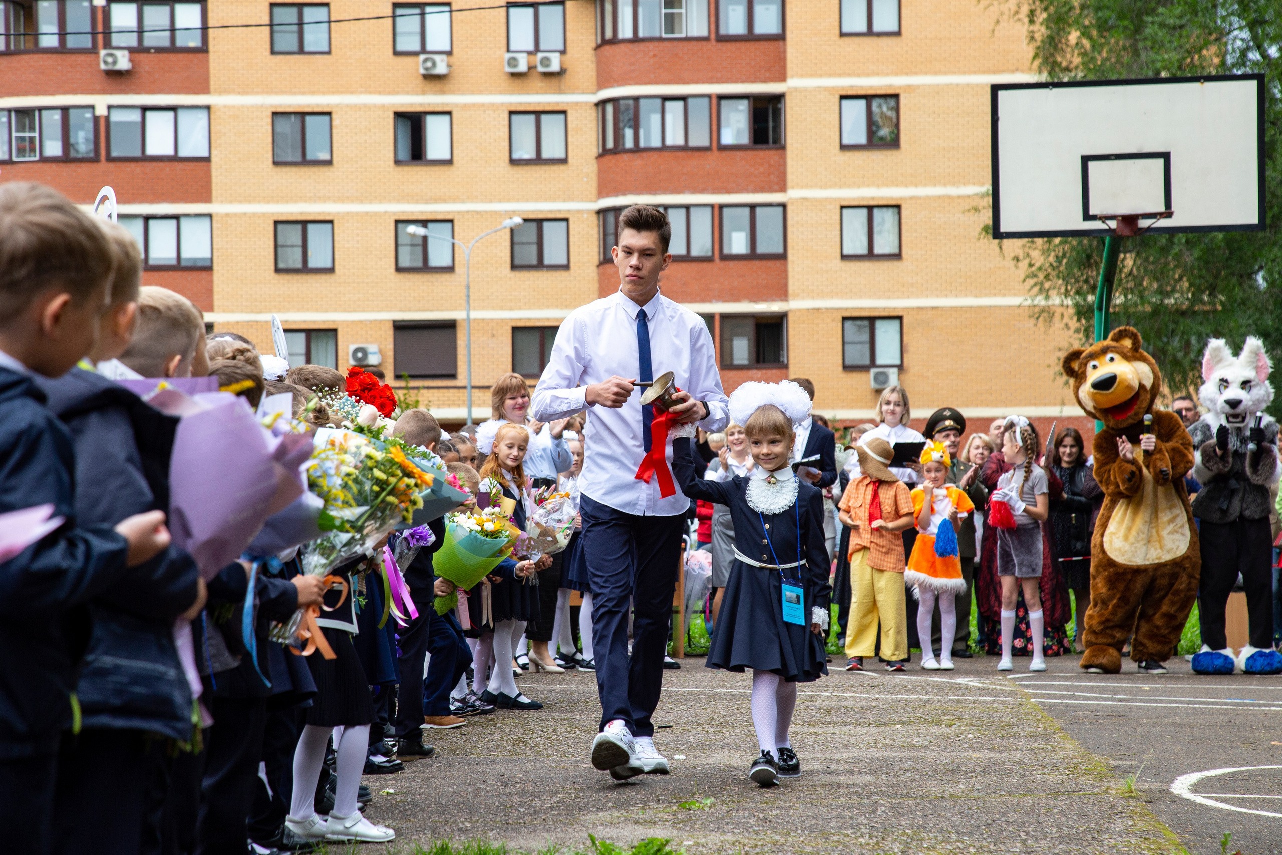 Съёмка мероприятий. Выпускной альбом в Реутово для школ и детских садов