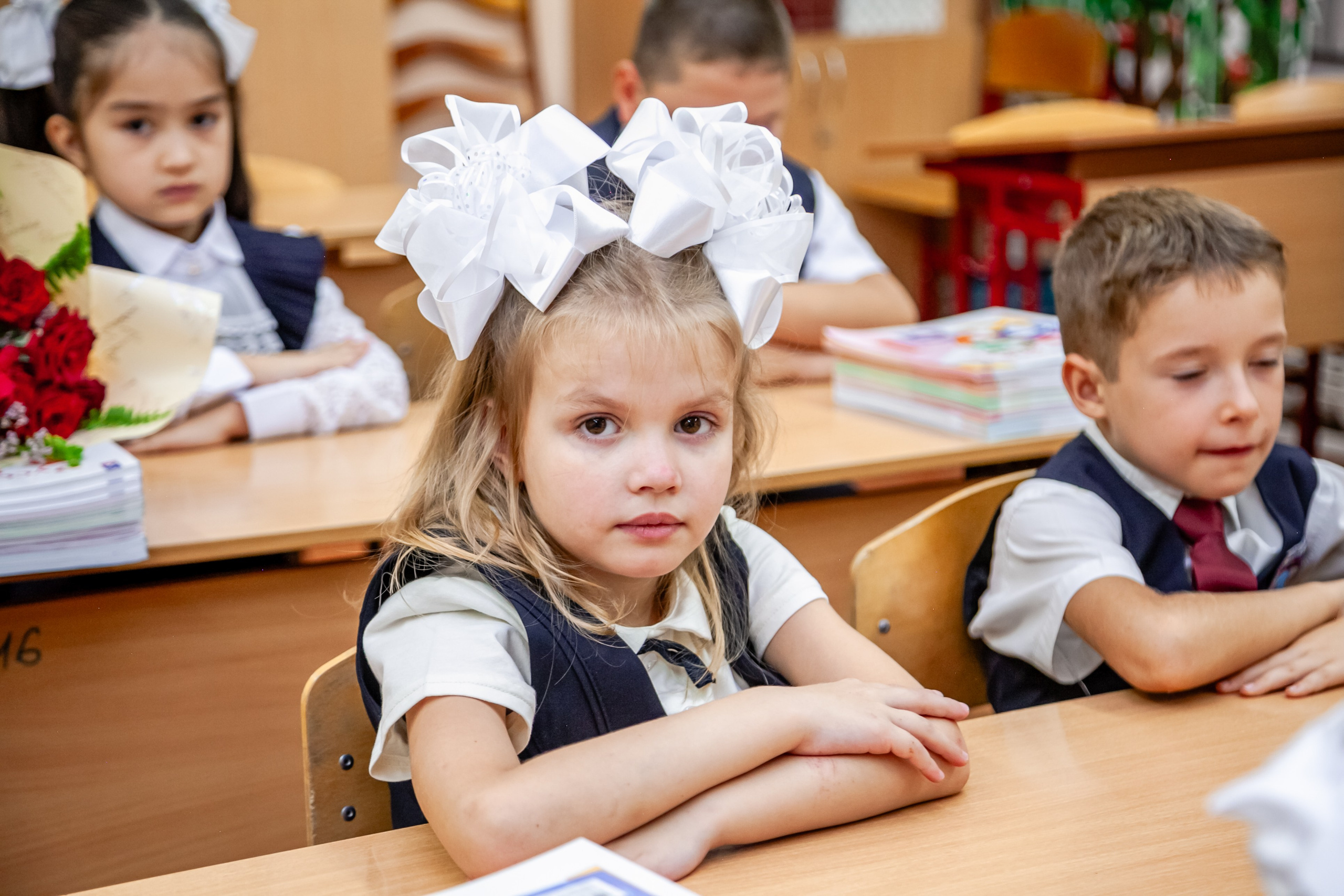 1 сентября линейка. Свадебный и семейный фотограф в Армавире