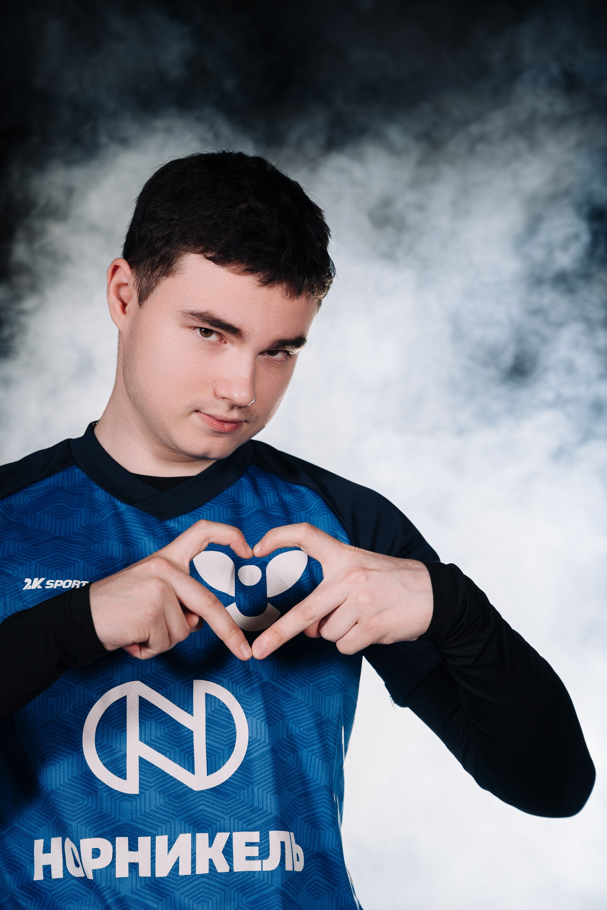 Сборная ВятГУ по мини-футболу. Паша Страхов — фотограф