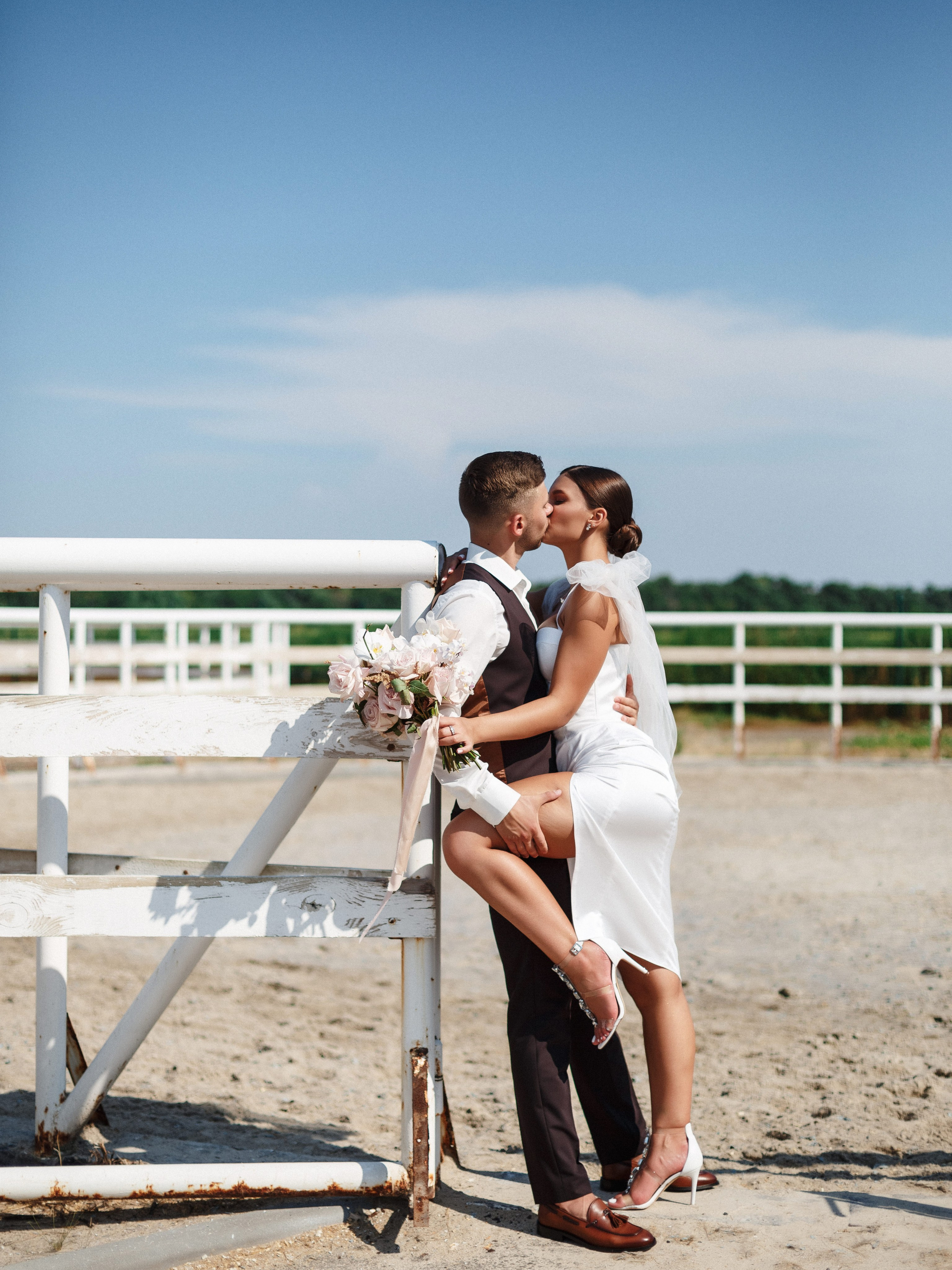 Идиллия в природе: Волшебство отдыха в загородном клубе 'Golden Horse'. Свадебный и семейный фотограф в Таганроге Бакарюк Антон