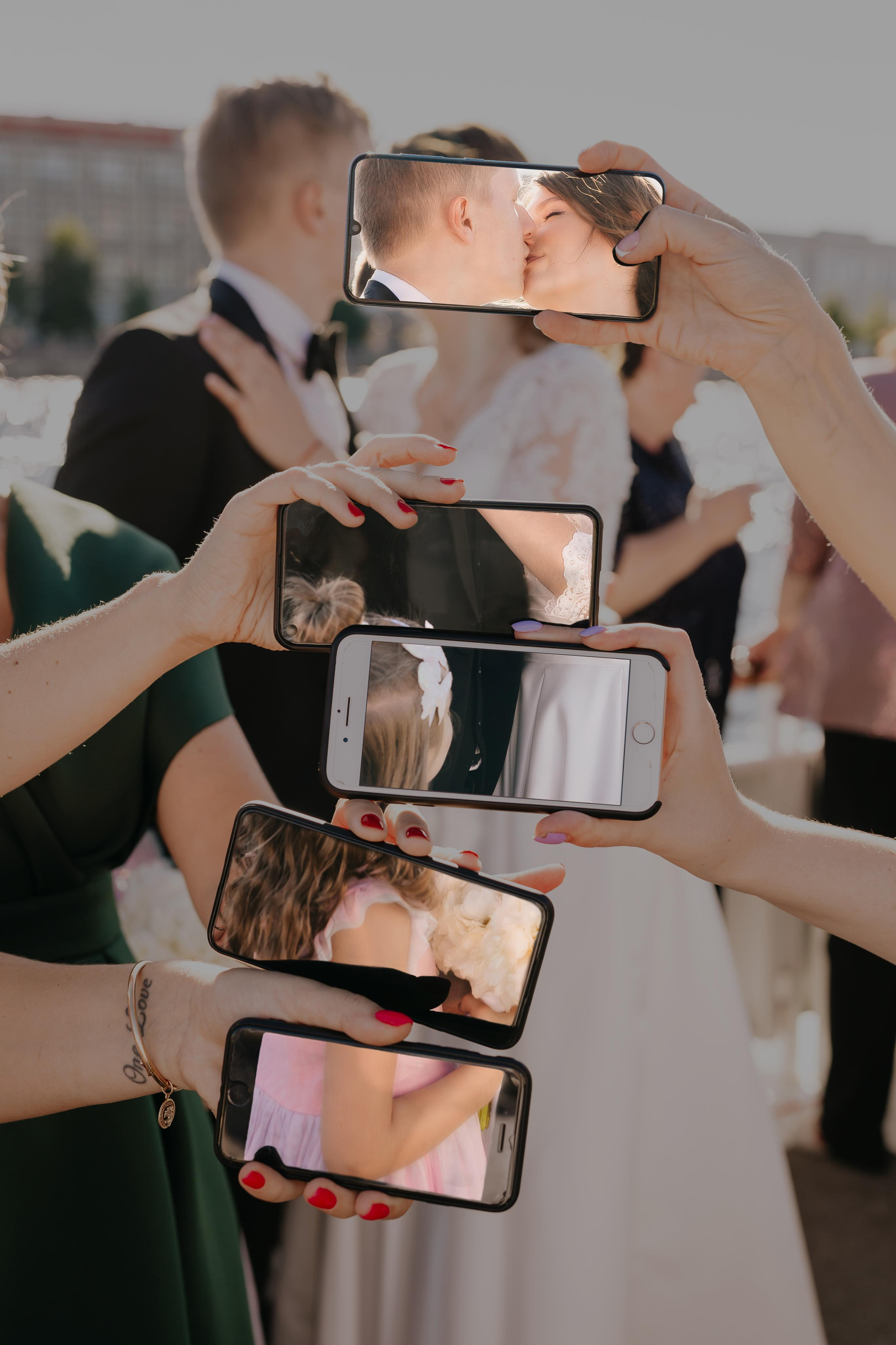 Фотограф на свадьбу.