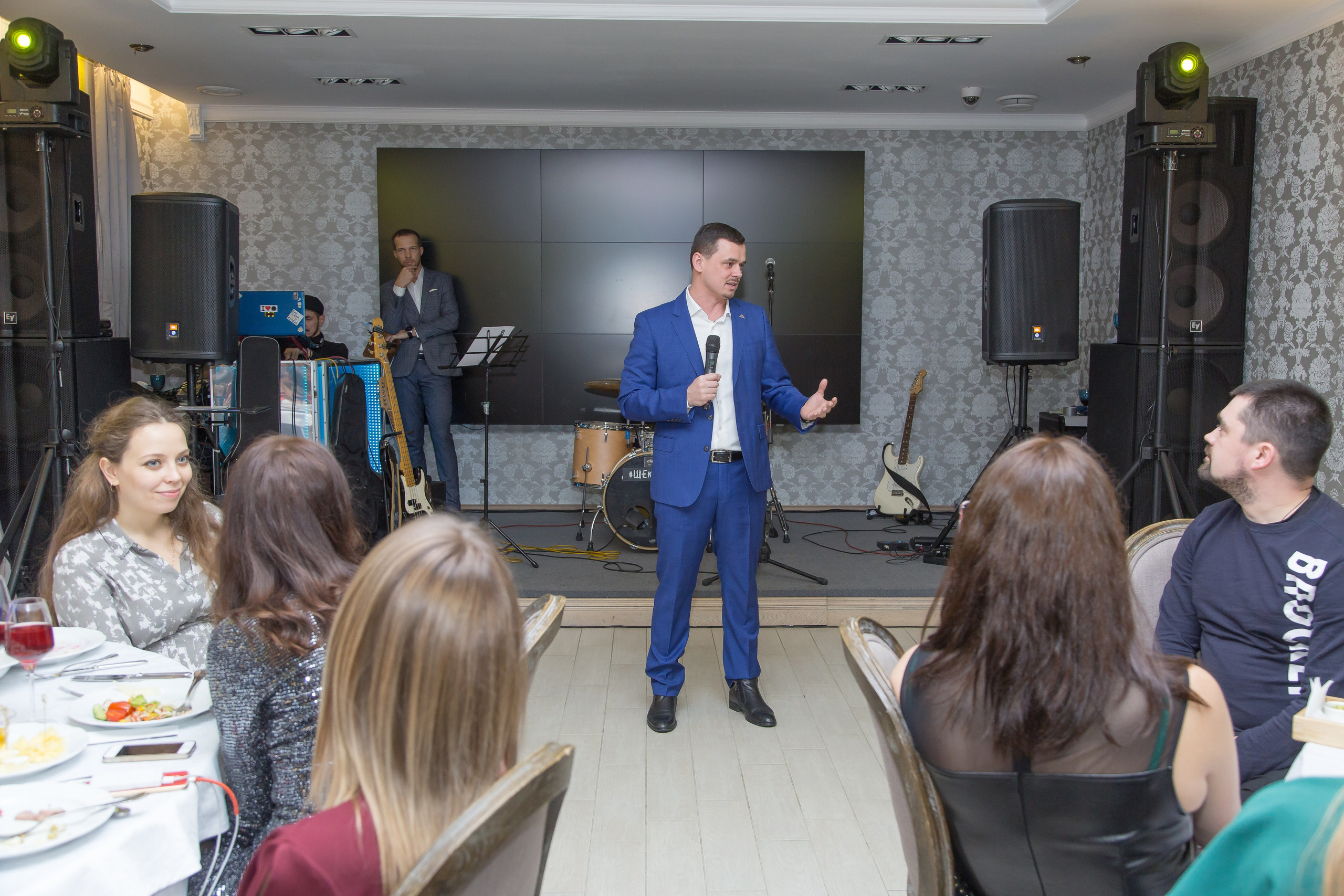 КОРПОРАТИВ НОВЫЙ ГОД. Главная