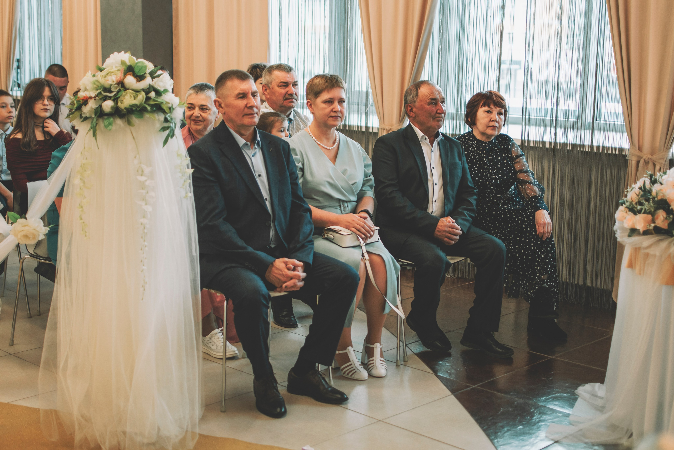 Альберт и Анастасия (Студийная фотосессия, роспись в ДК Нефтяник + фотосессия с гостями). Семейный и свадебный фотограф Губкинский и Ставрополь