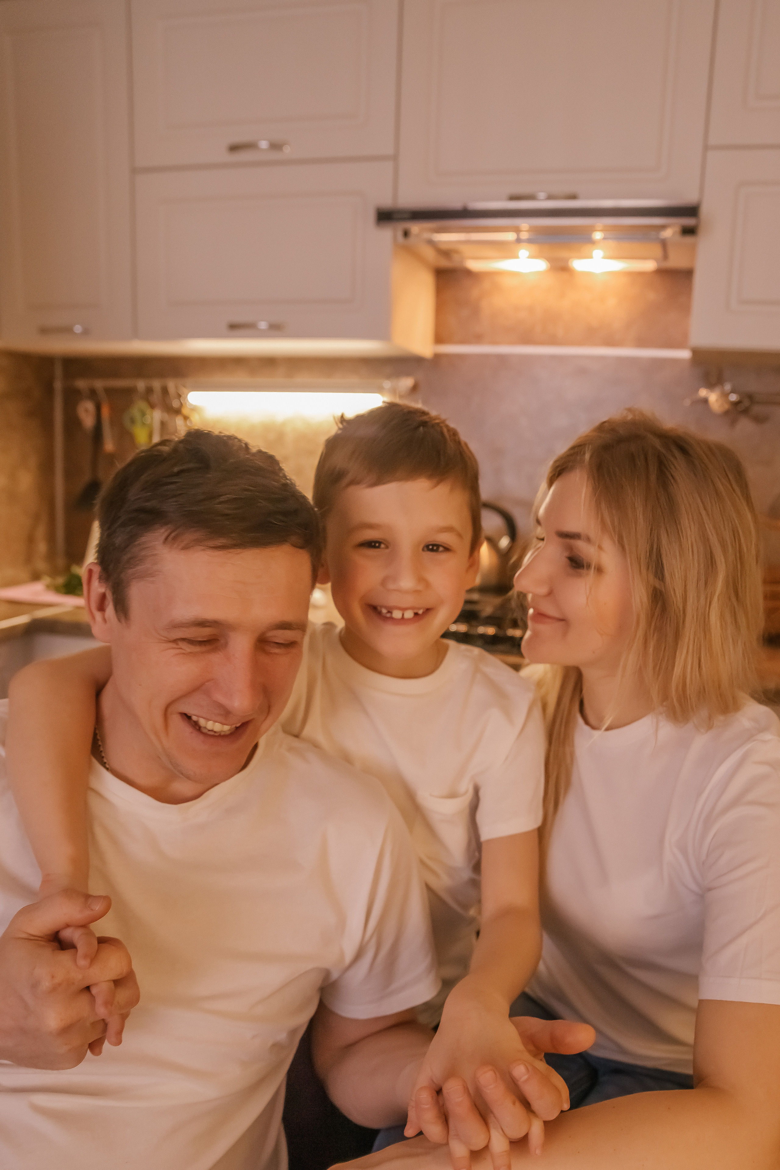 Домашняя съемка. Семейный свадебный интерьерный фотограф Тверь Санкт- Марина Свистунова