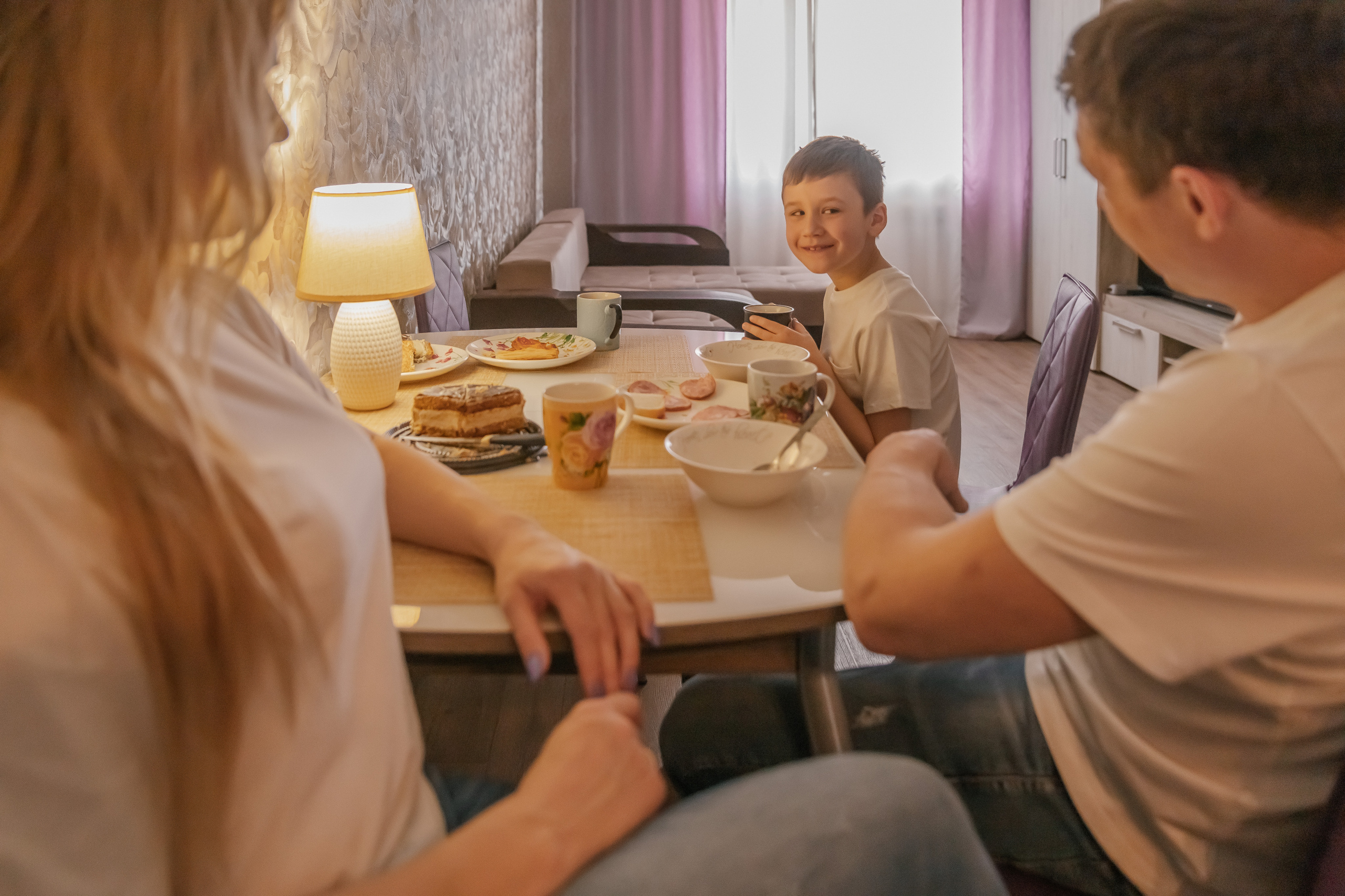 Домашняя съемка. Семейный свадебный интерьерный фотограф Тверь Санкт- Марина Свистунова