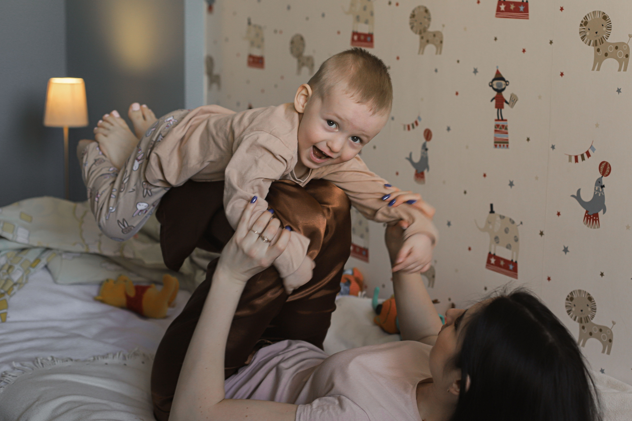 Домашняя съемка. Семейный свадебный интерьерный фотограф Тверь Санкт- Марина Свистунова