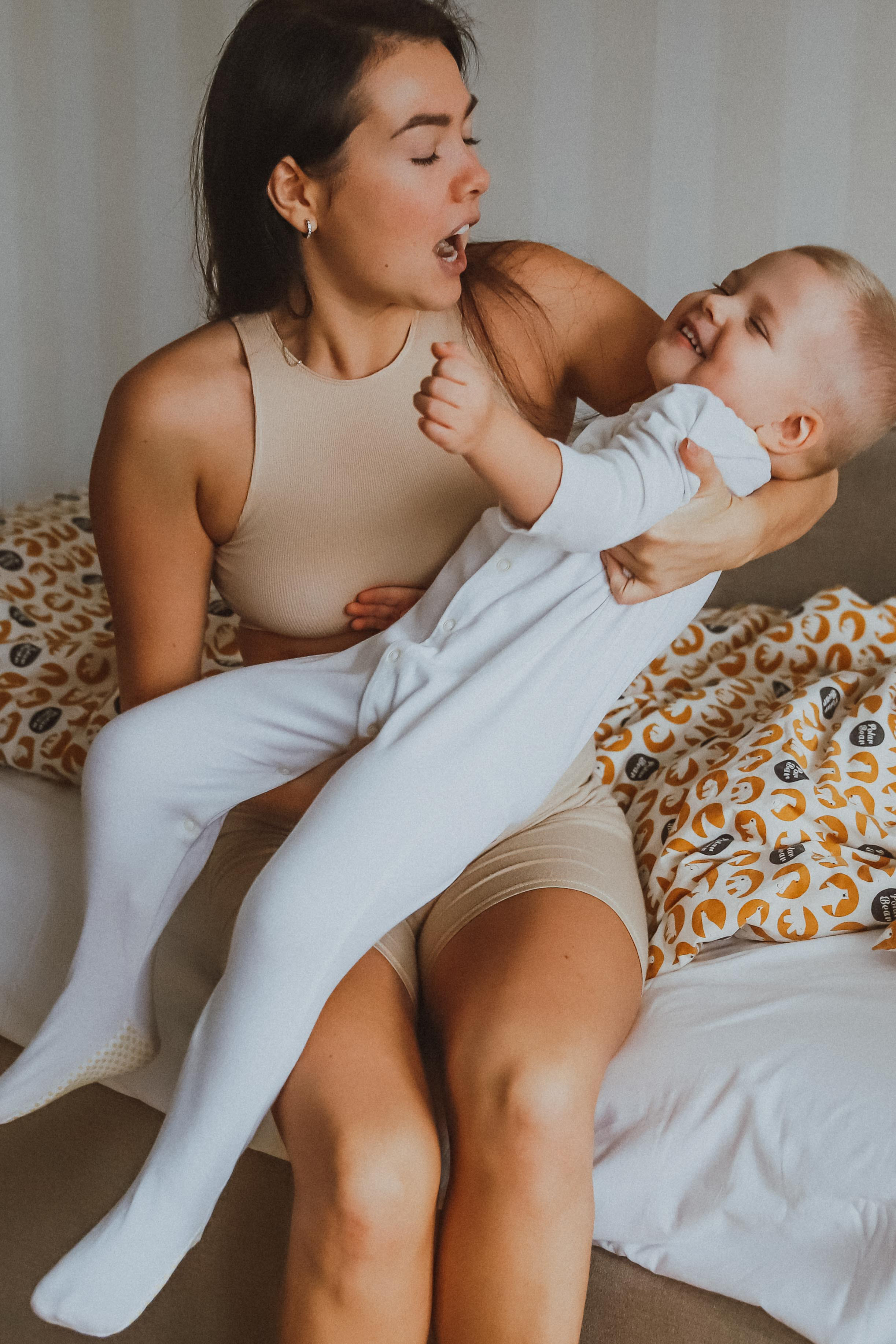 Домашняя съемка. Семейный свадебный интерьерный фотограф Тверь Санкт- Марина Свистунова