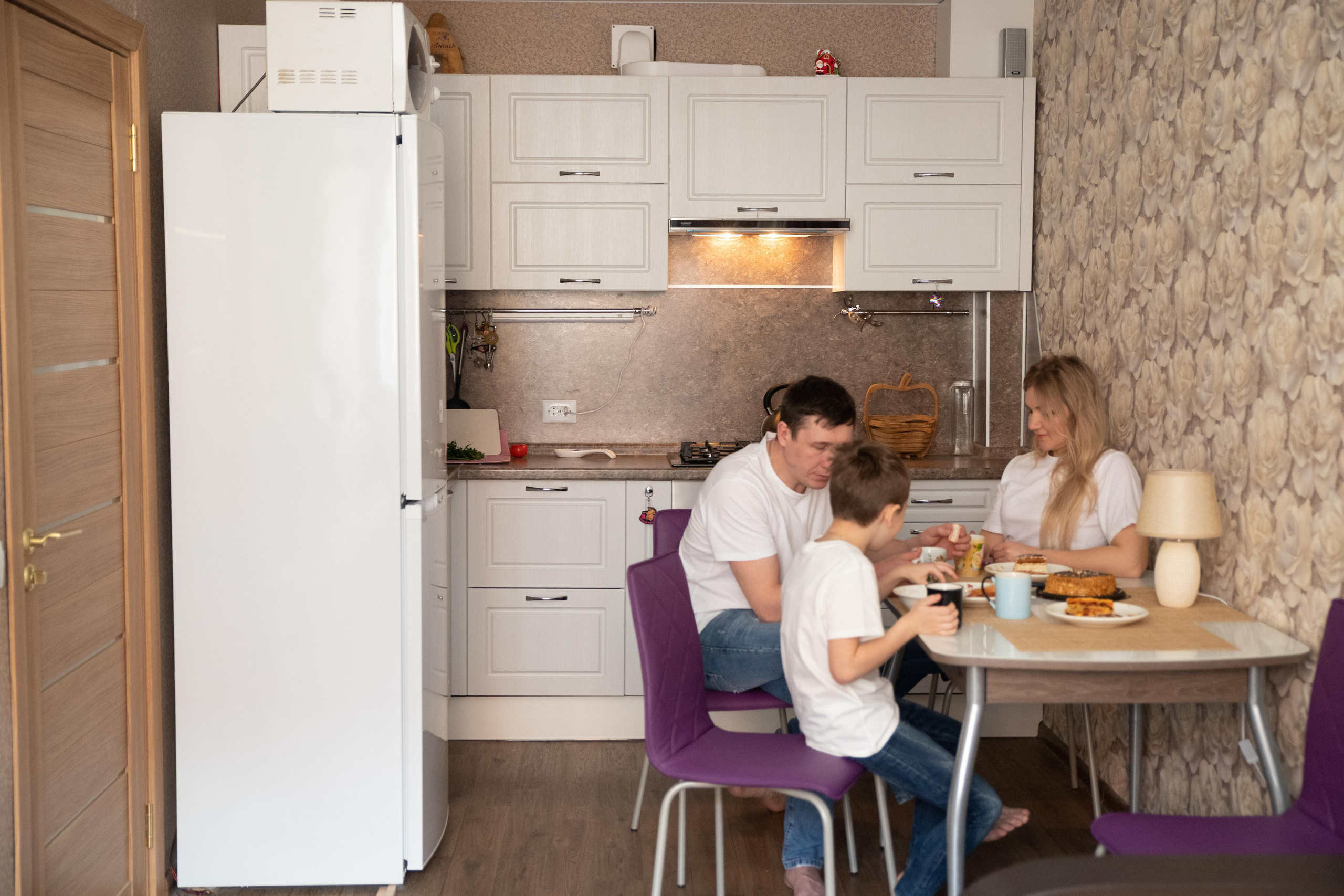 Домашняя съемка. Семейный свадебный интерьерный фотограф Тверь Санкт- Марина Свистунова