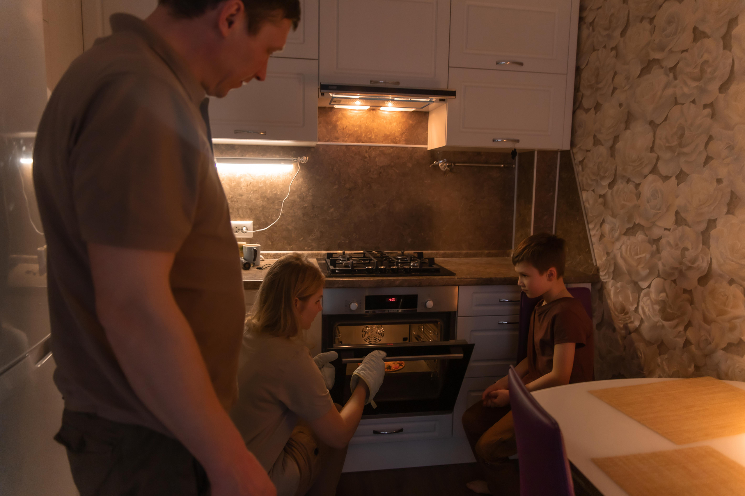 Домашняя съемка. Семейный свадебный интерьерный фотограф Тверь Санкт- Марина Свистунова