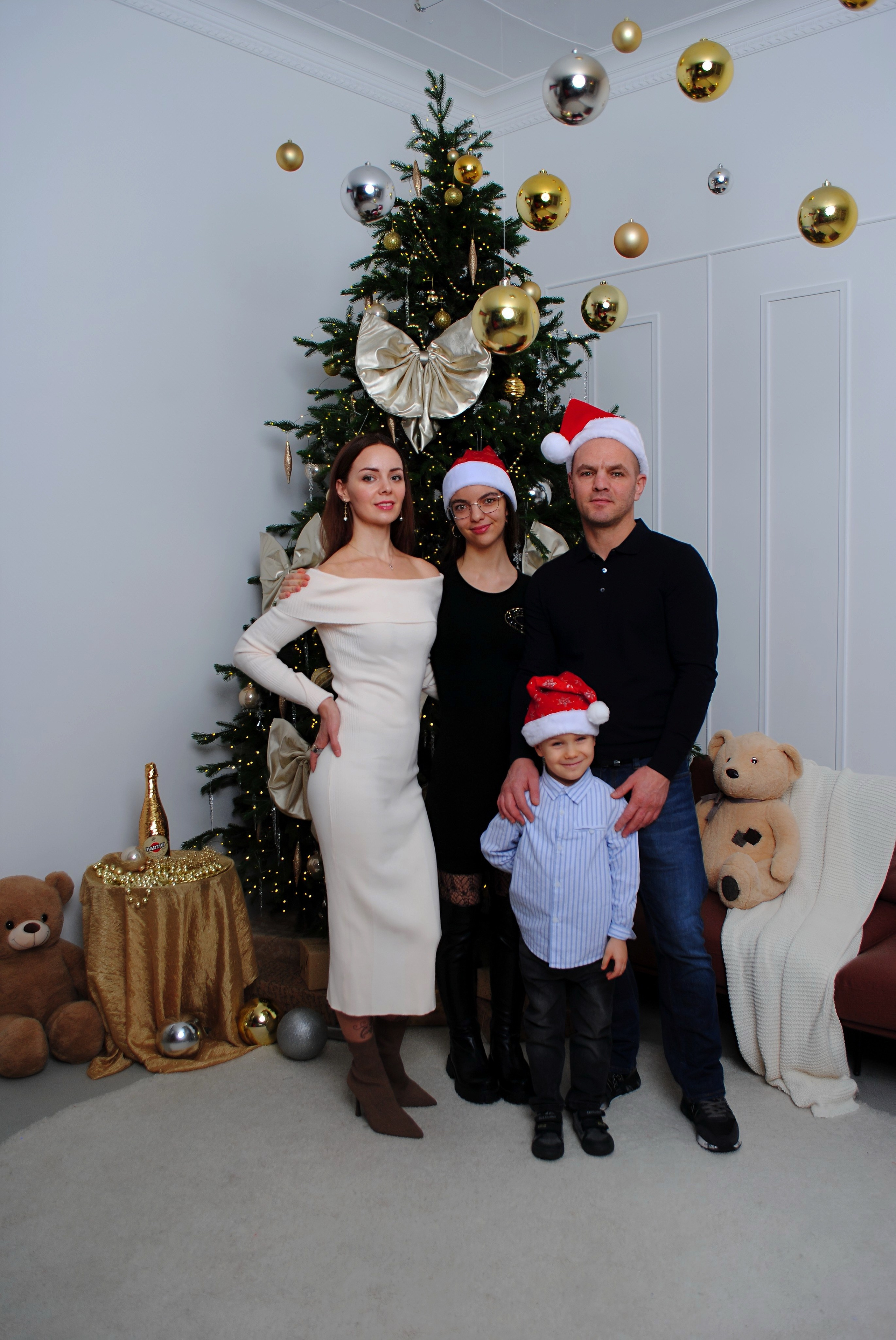 Юлия и семья. Фотограф Мария Мусаелян