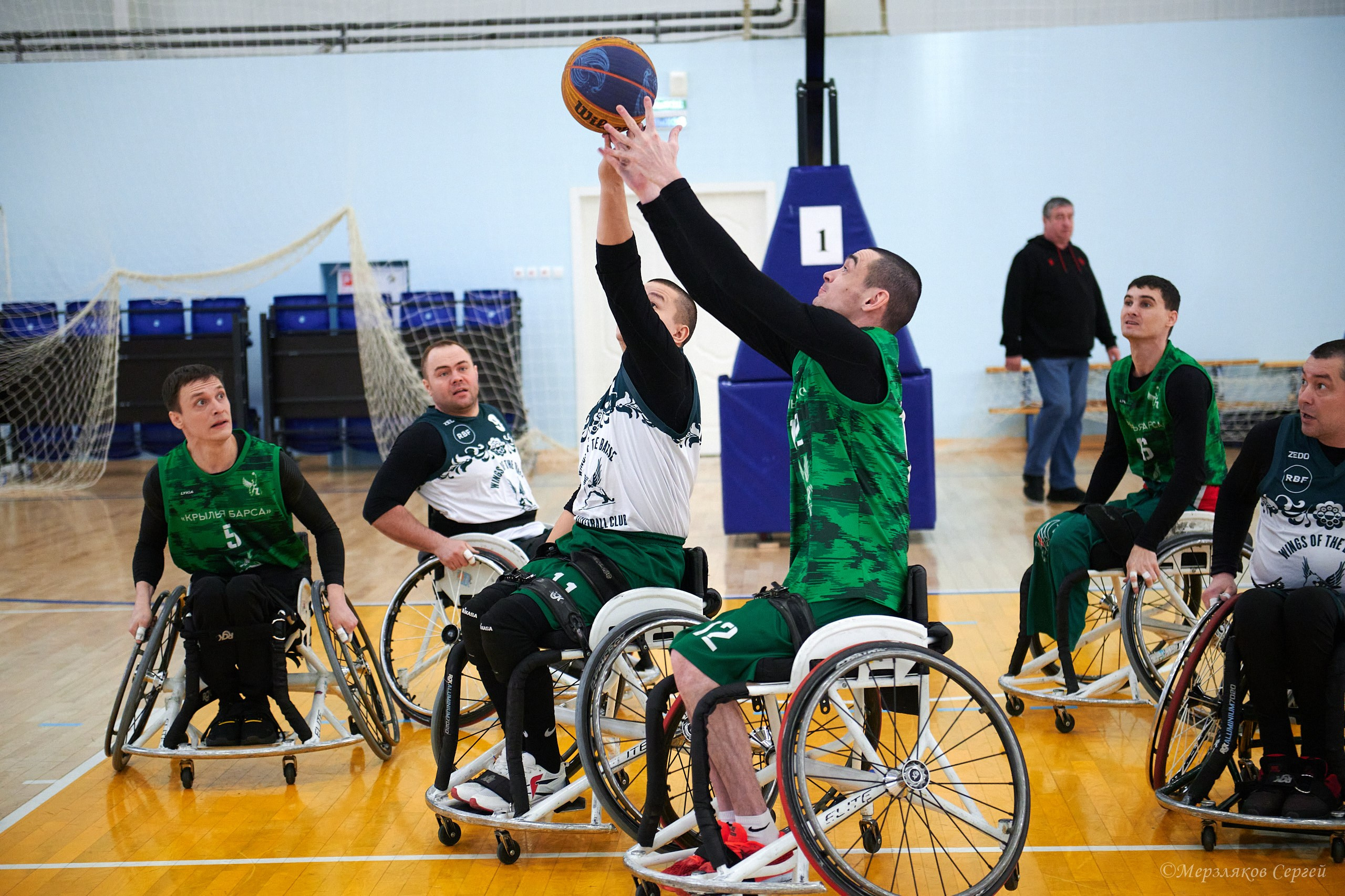 X традиционный Рождественский турнир по баскетболу на колясках. Ижевск. Спортивный репортажный фотограф в Ижевске Сергей Мерзляков