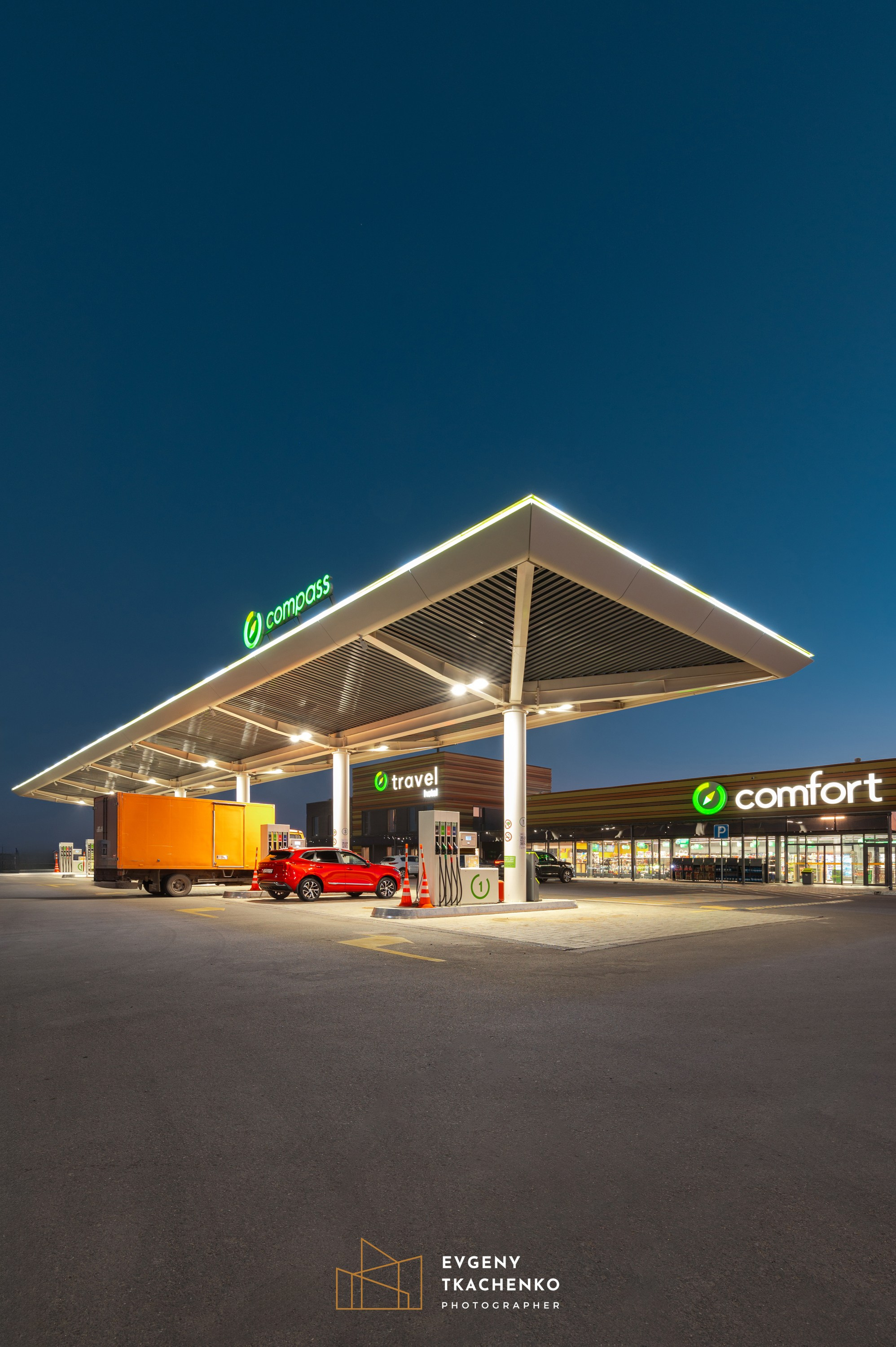 АЗС Compass. Архитектурный и интерьерный фотограф в Казахстане