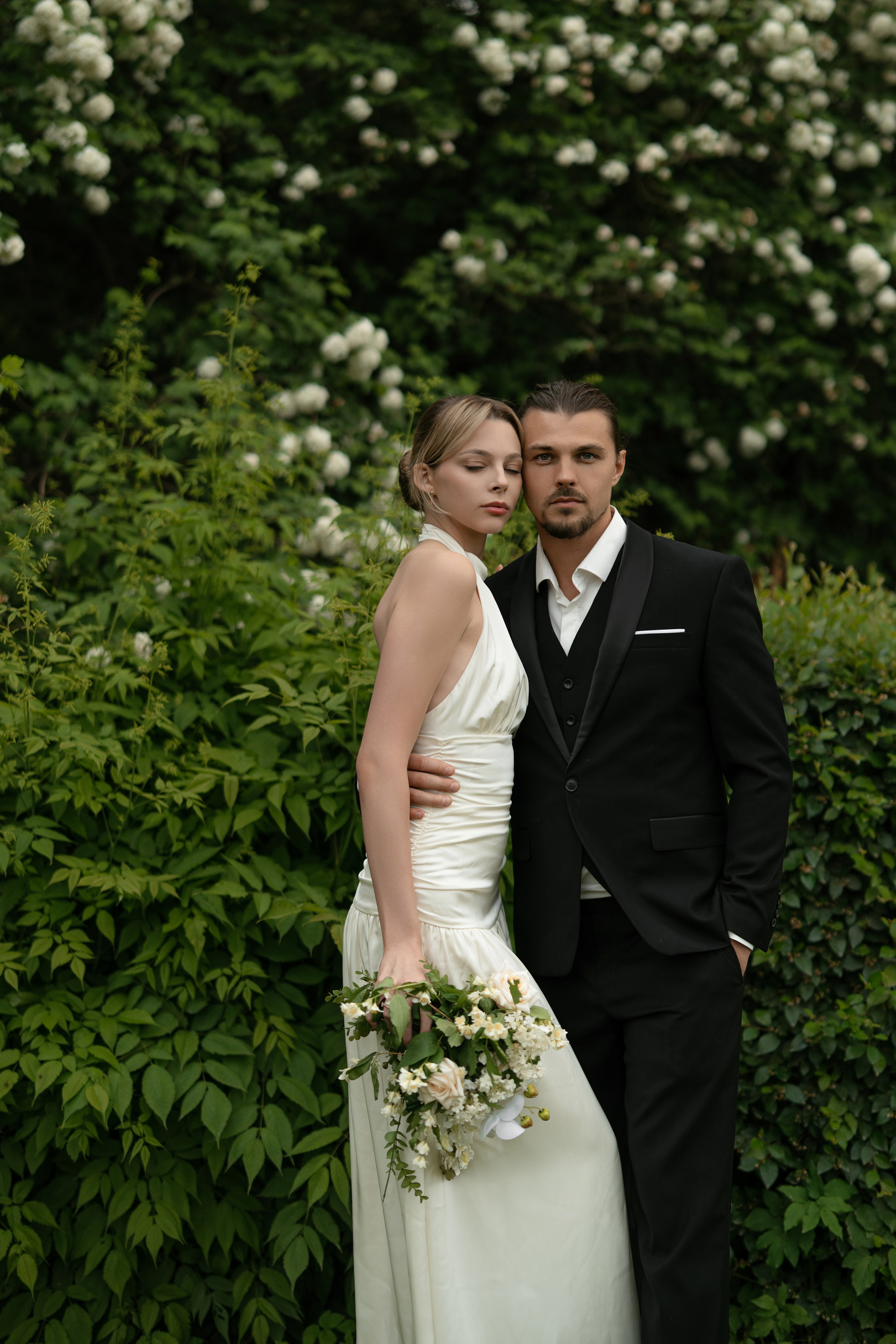 Свадебная прогулка, а парке Сокольники. Фотограф Сергиев Посад / Москва / Дмитров / Дубна